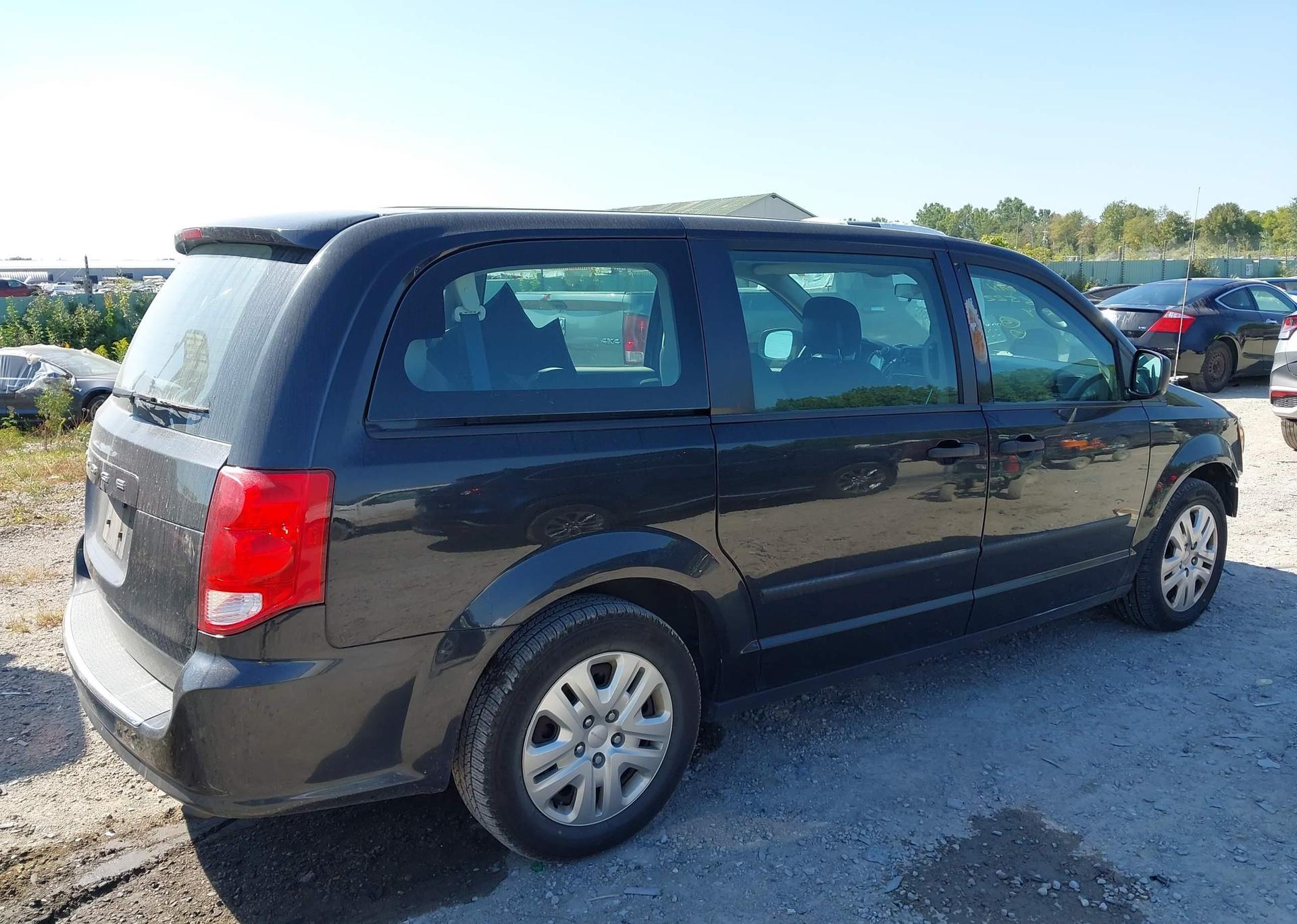 2016 DODGE GRAND CARAVAN SE