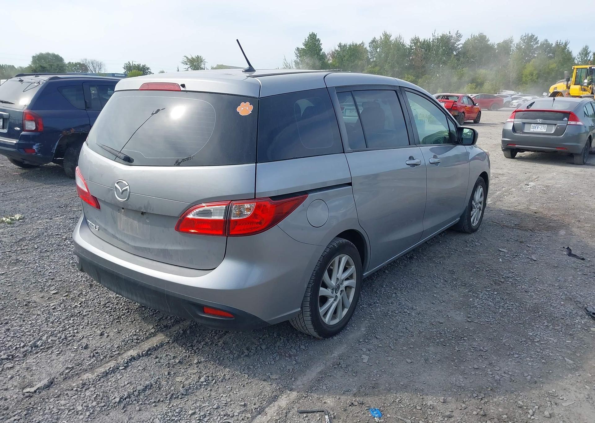 2016 MAZDA MAZDA5 GS