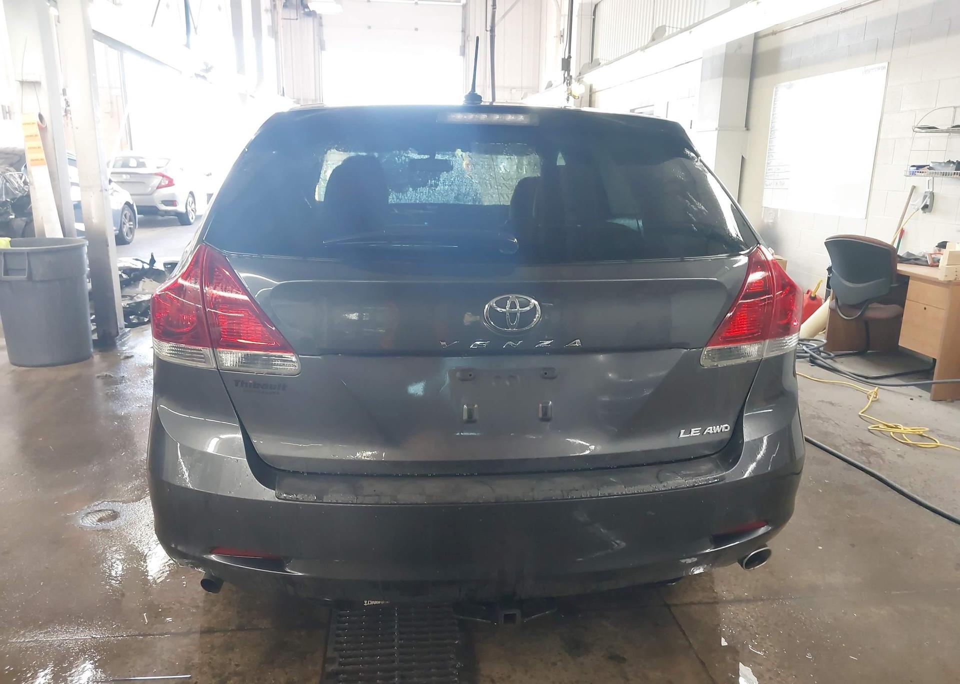 2014 TOYOTA VENZA LE