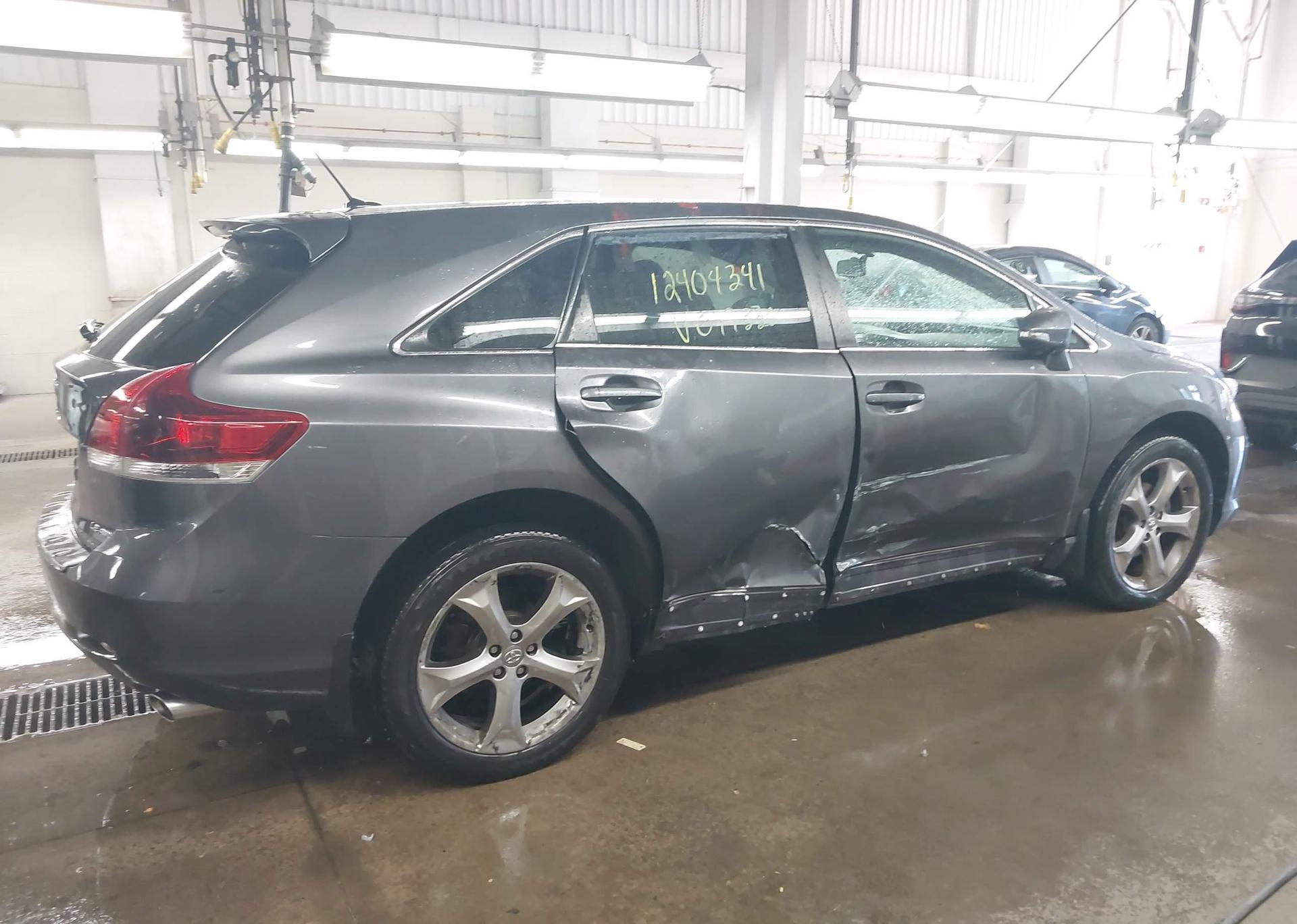 2014 TOYOTA VENZA LE