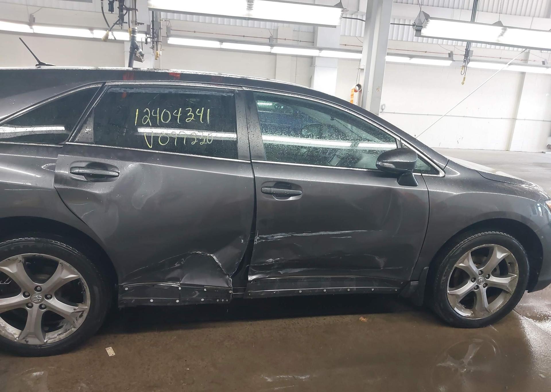 2014 TOYOTA VENZA LE