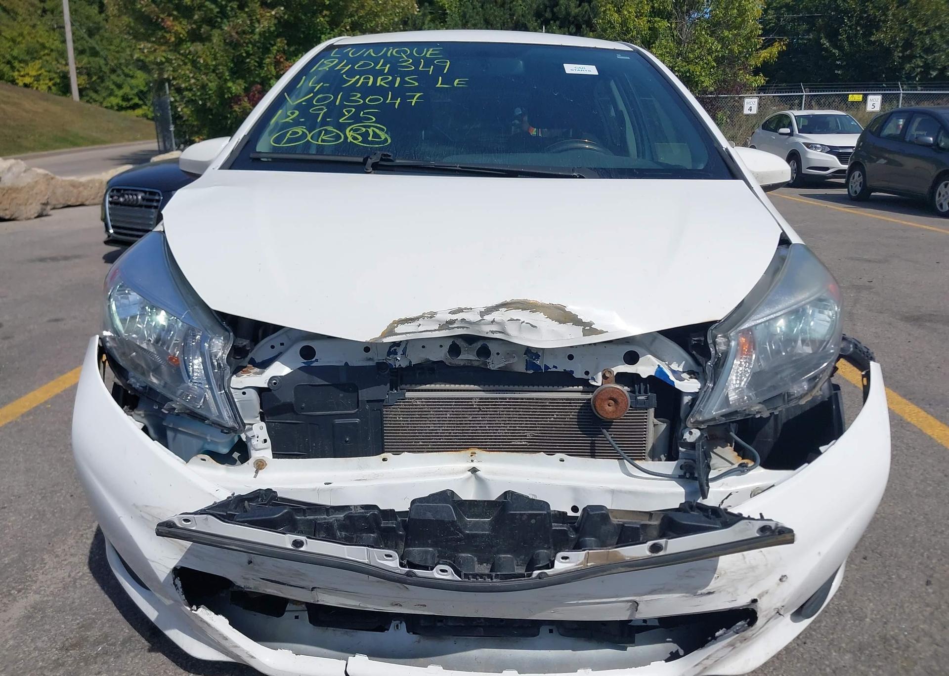 2014 TOYOTA YARIS LE