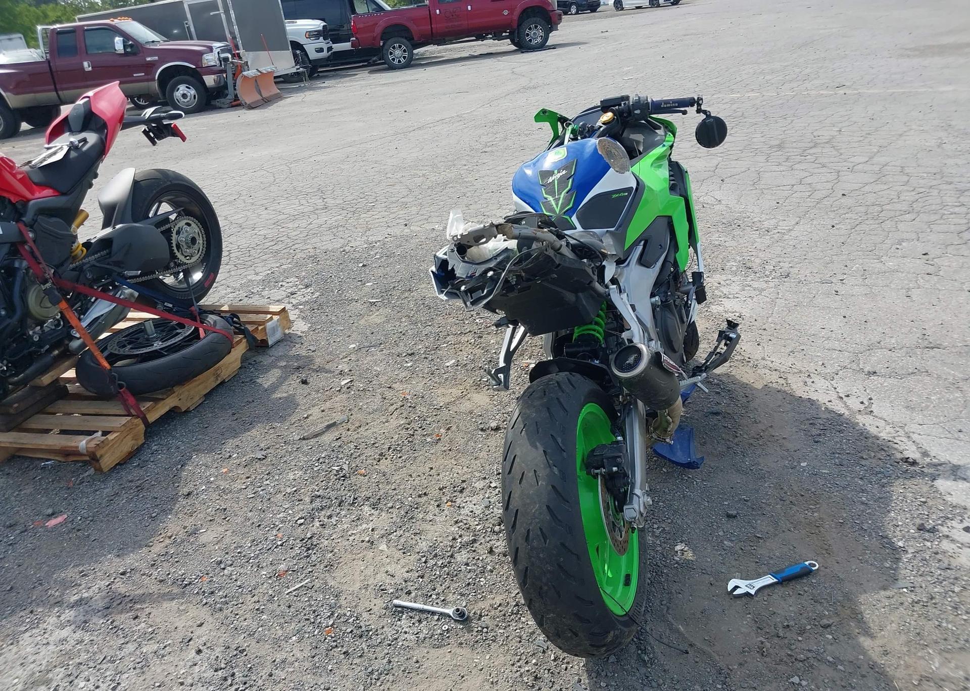 2024 KAWASAKI ZX400 S