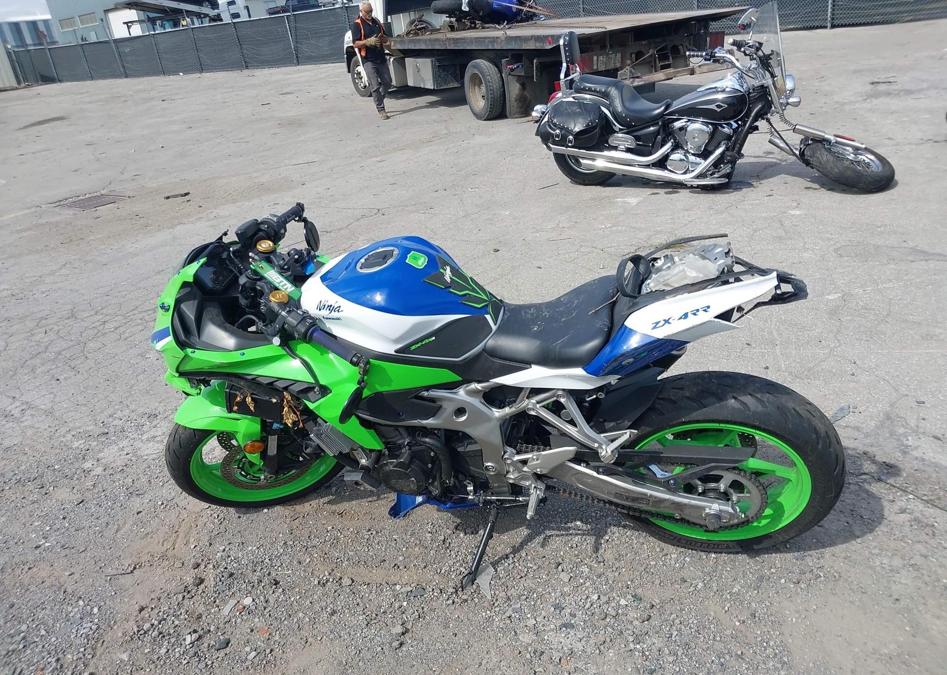 2024 KAWASAKI ZX400 S