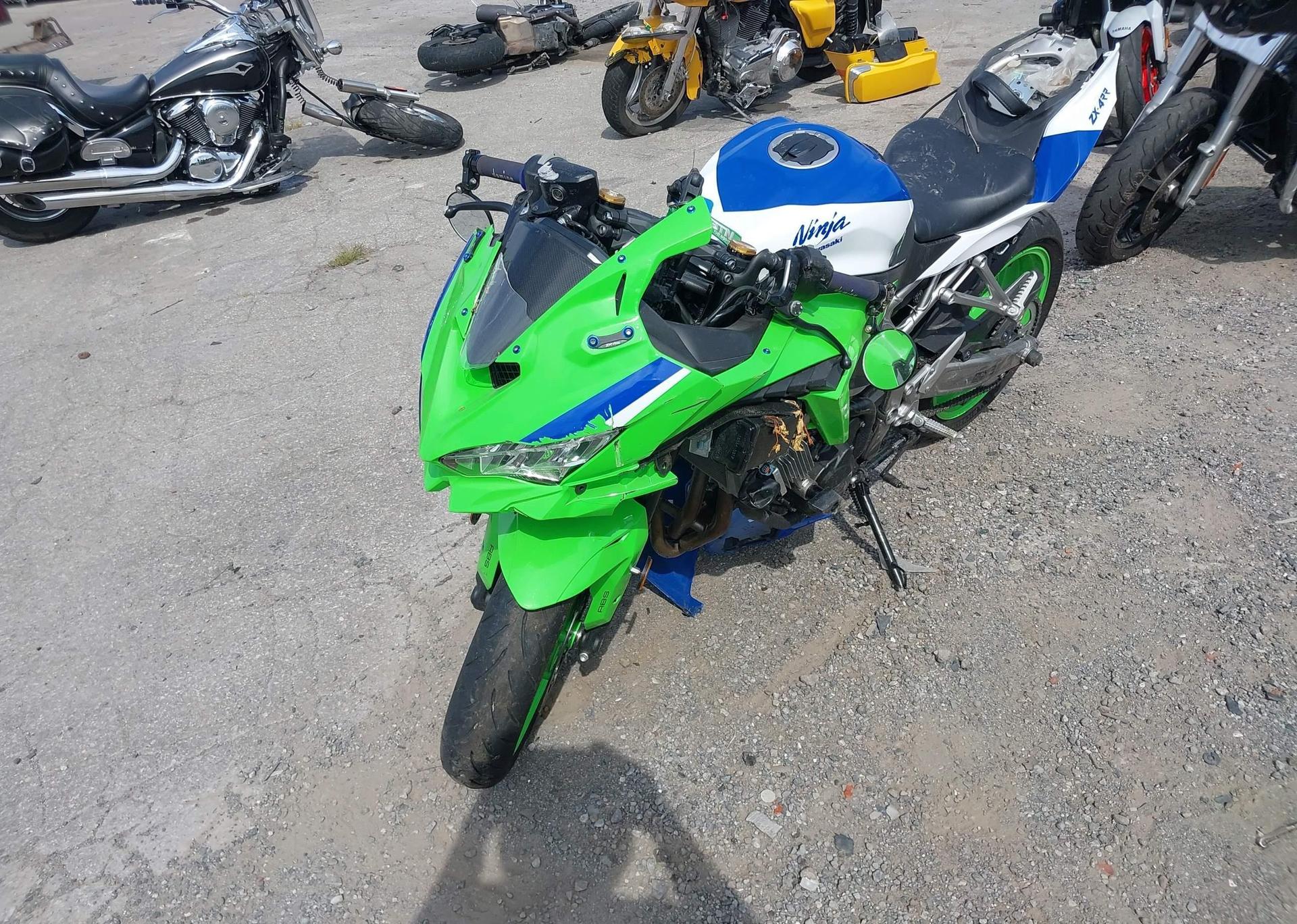 2024 KAWASAKI ZX400 S