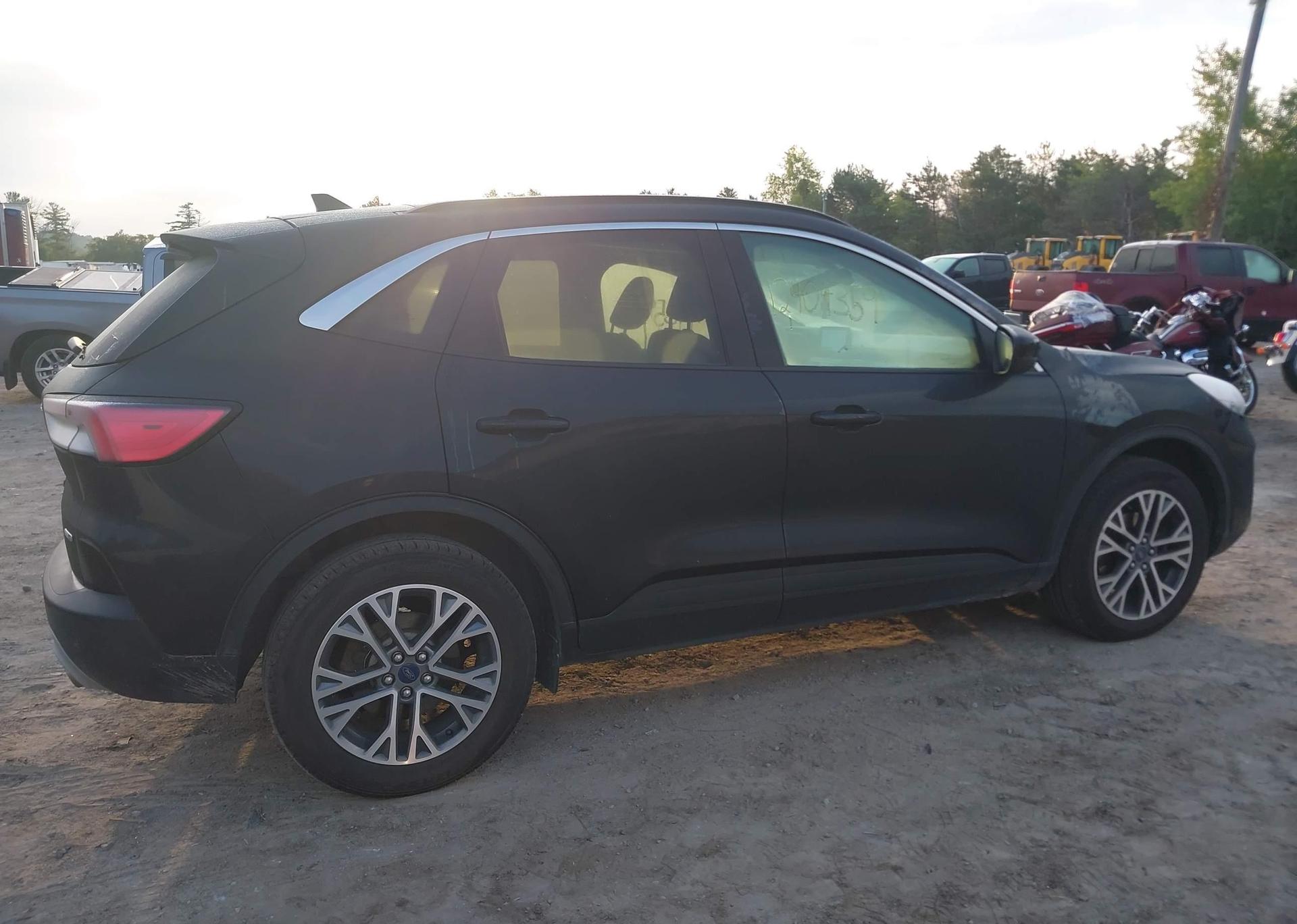2020 FORD ESCAPE