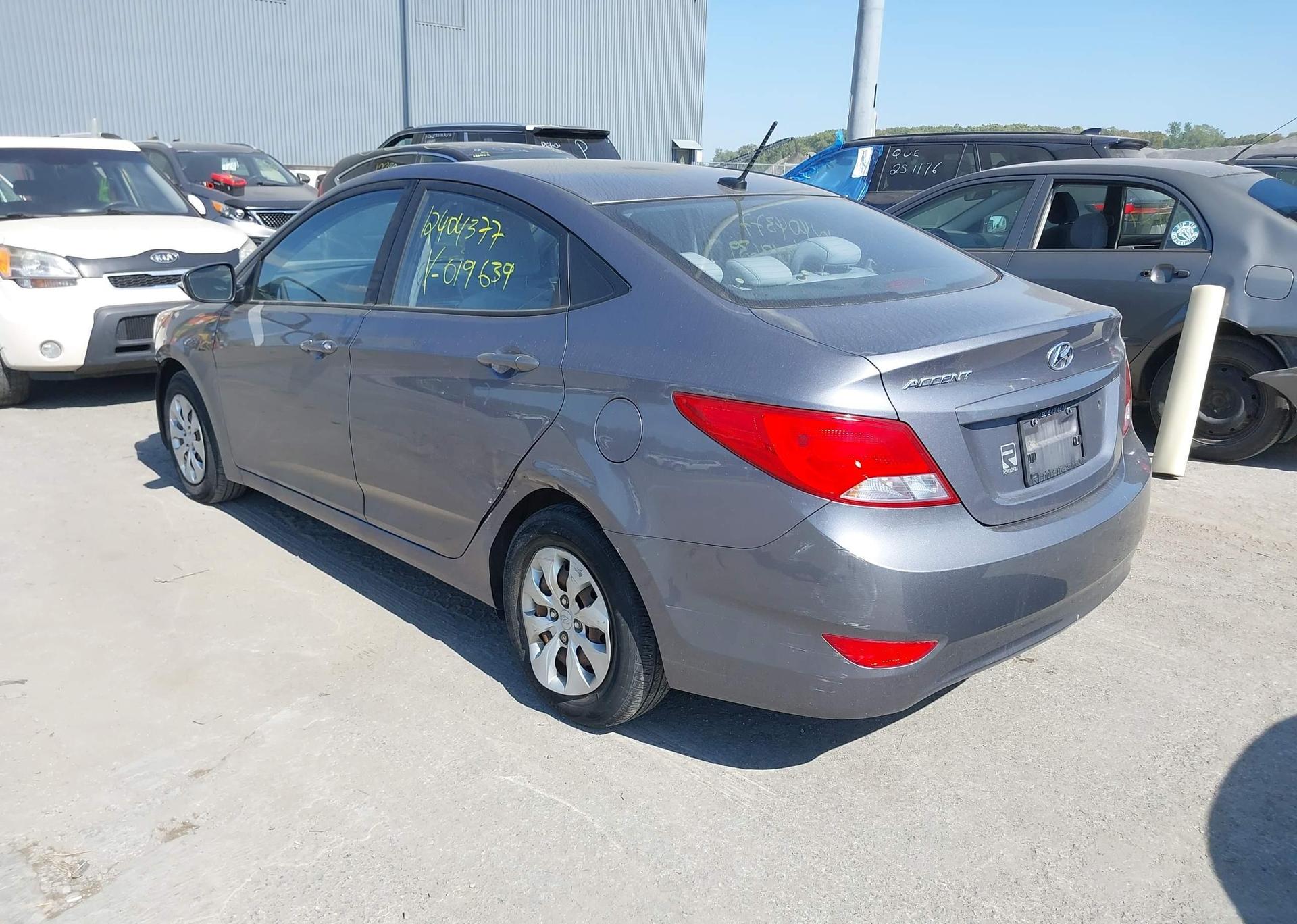 2016 HYUNDAI ACCENT SE