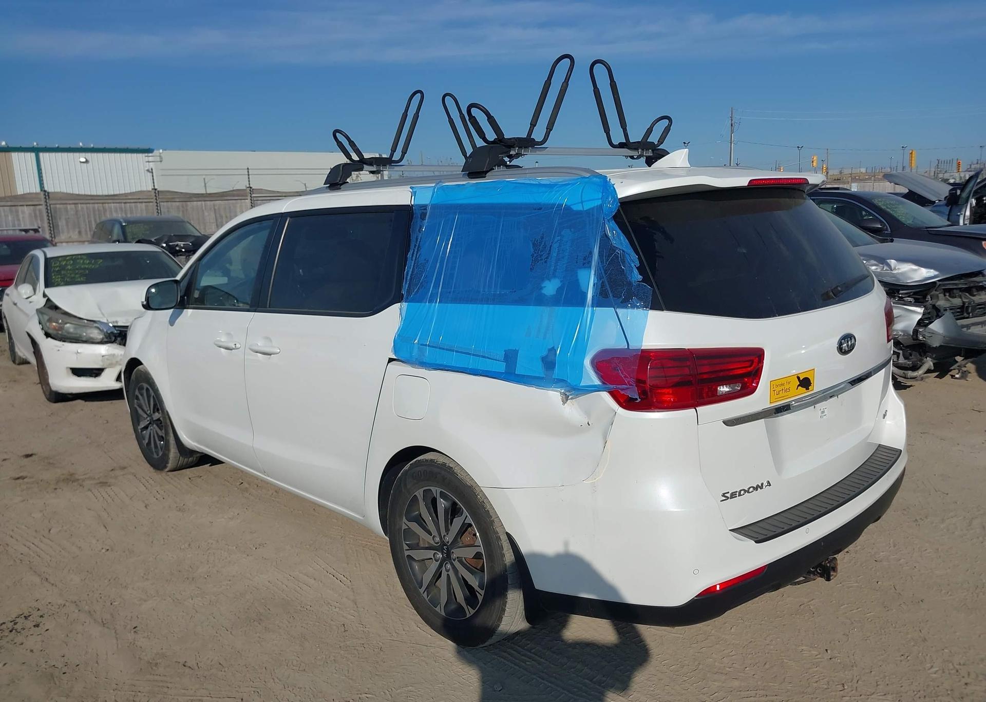 2020 KIA SEDONA LX