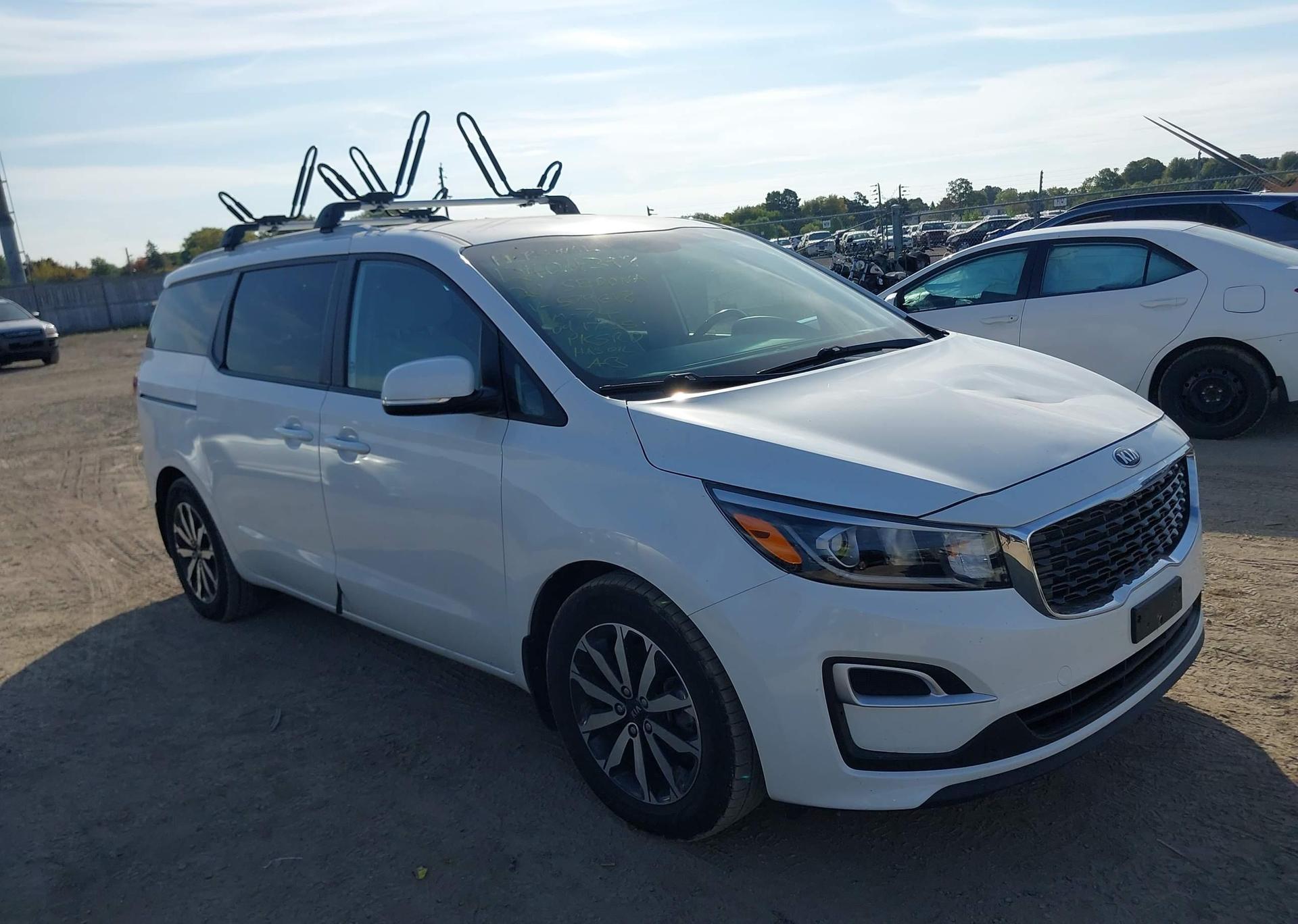 2020 KIA SEDONA LX