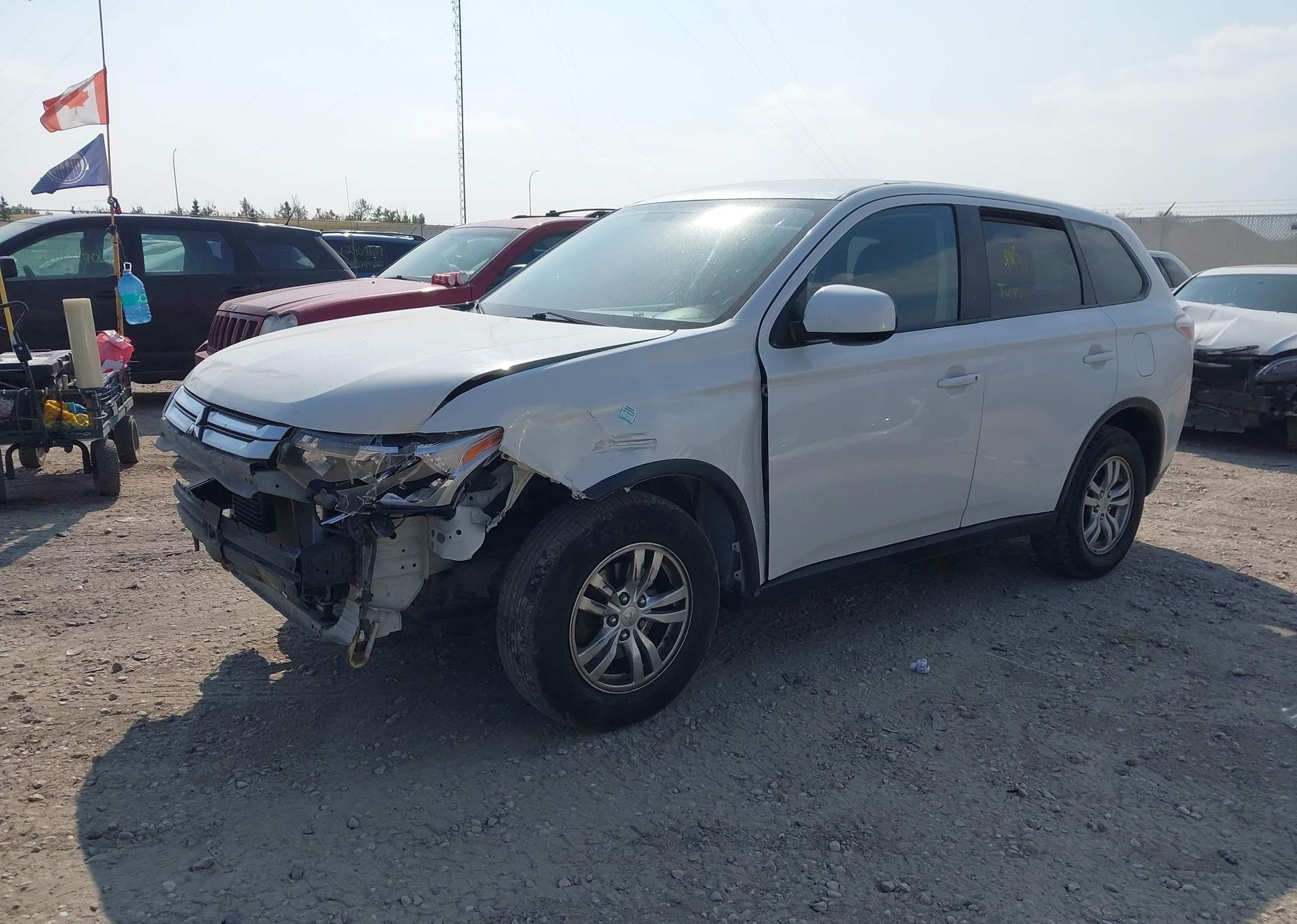 2015 MITSUBISHI OUTLANDER ES