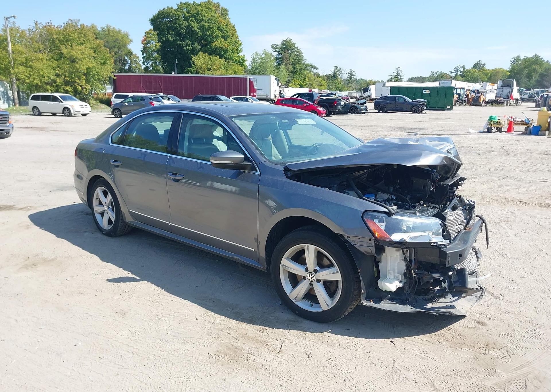 2015 VOLKSWAGEN PASSAT SE