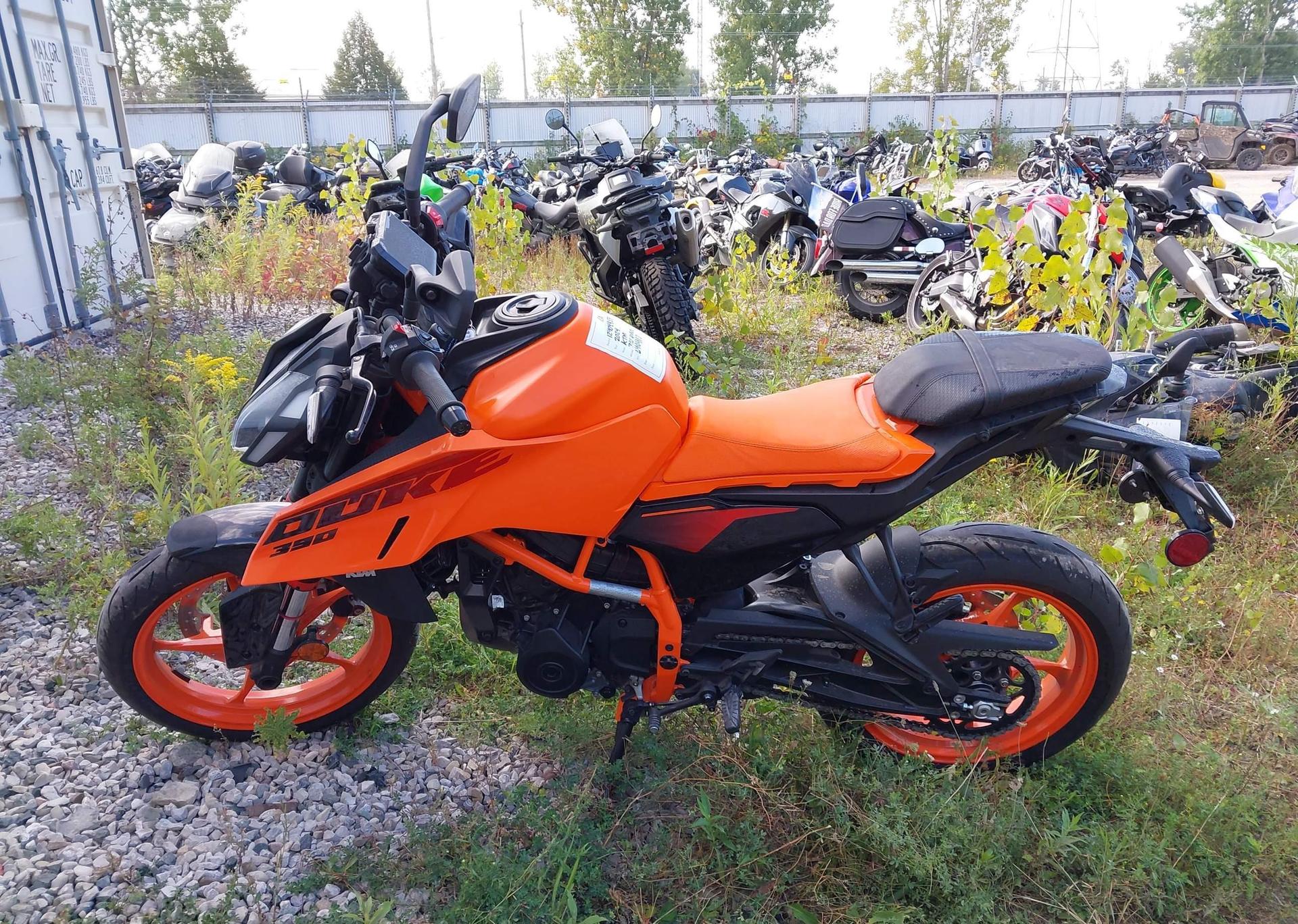 2024 KTM 390 DUKE