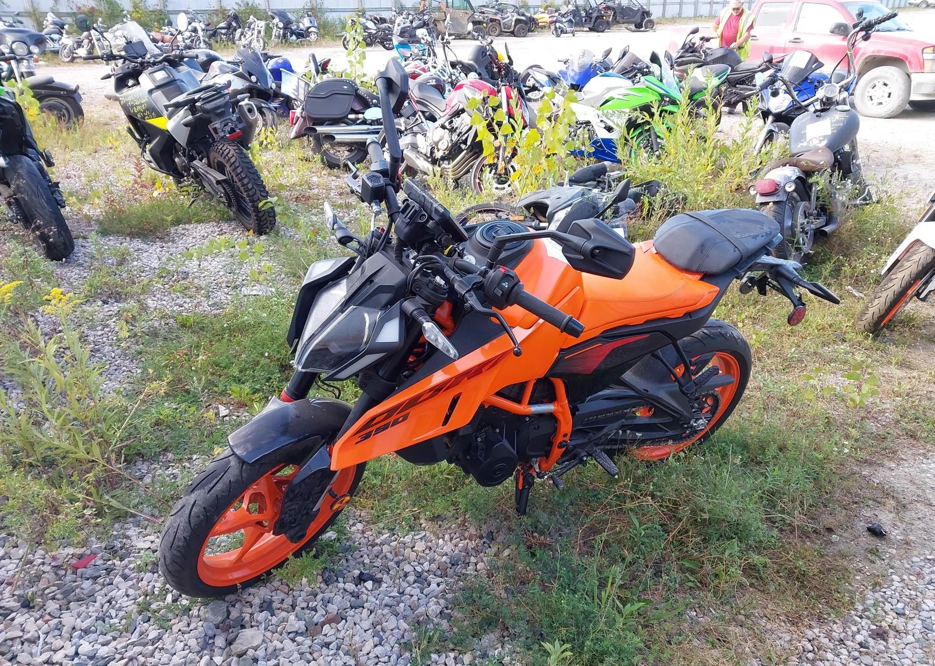 2024 KTM 390 DUKE