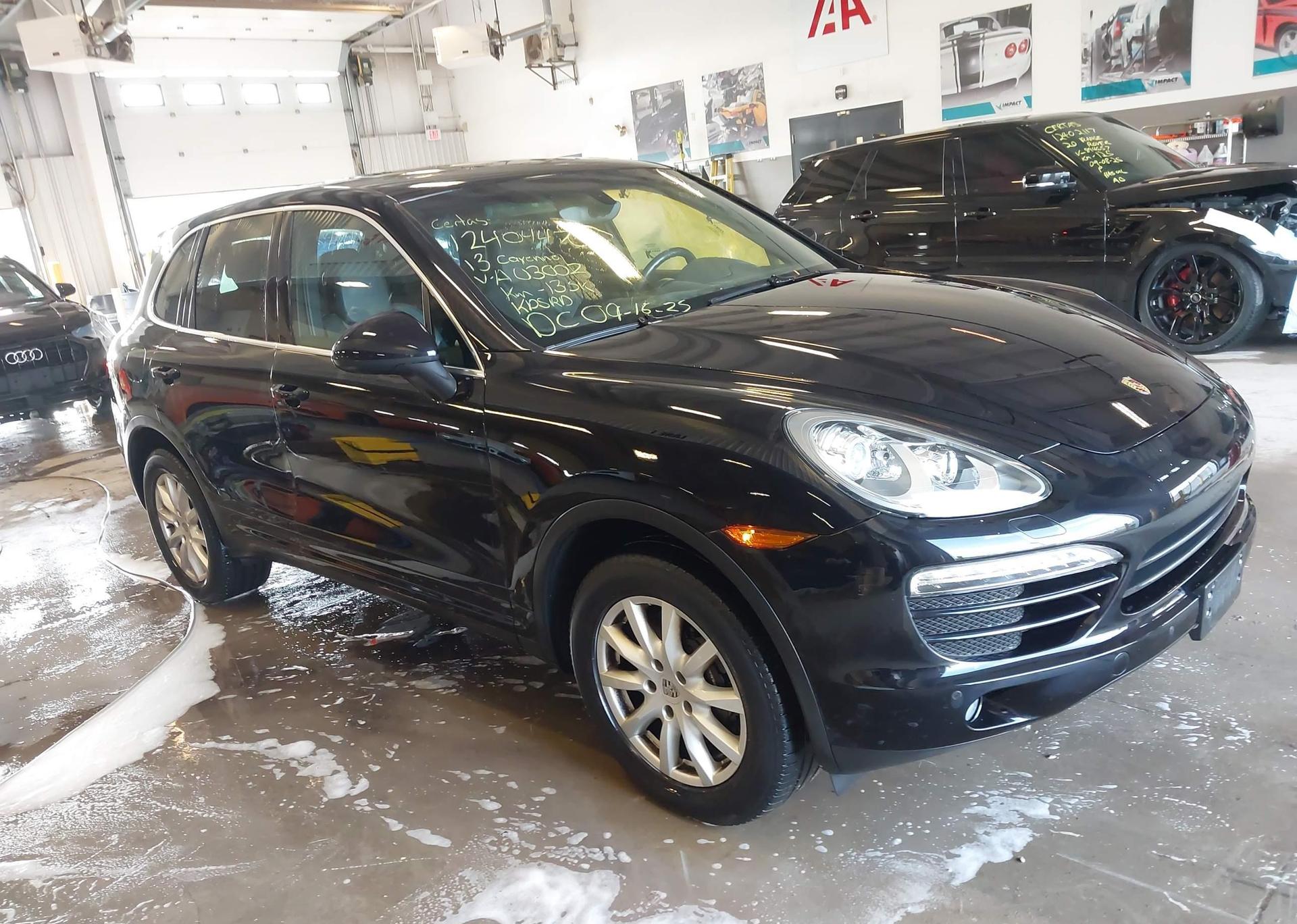 2013 PORSCHE CAYENNE