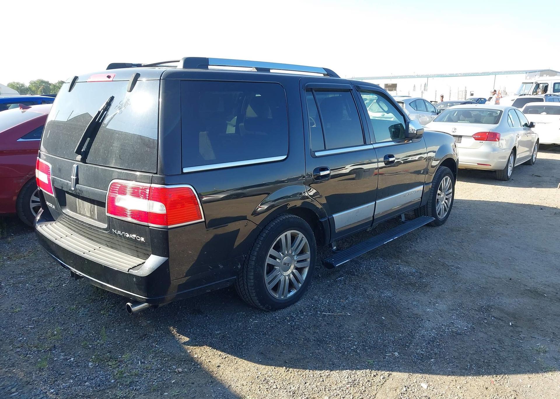 2010 LINCOLN NAVIGATOR