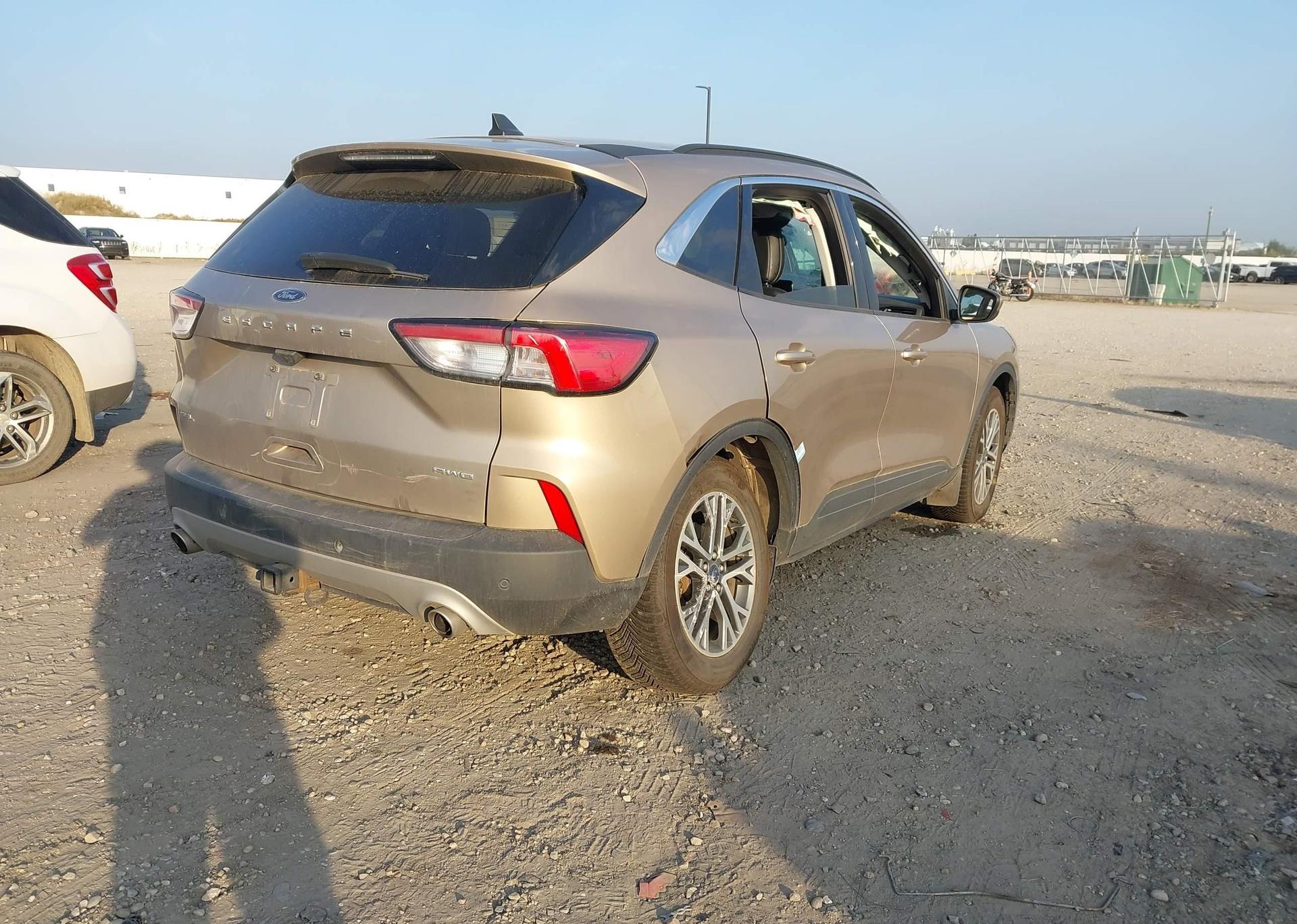 2021 FORD ESCAPE SEL