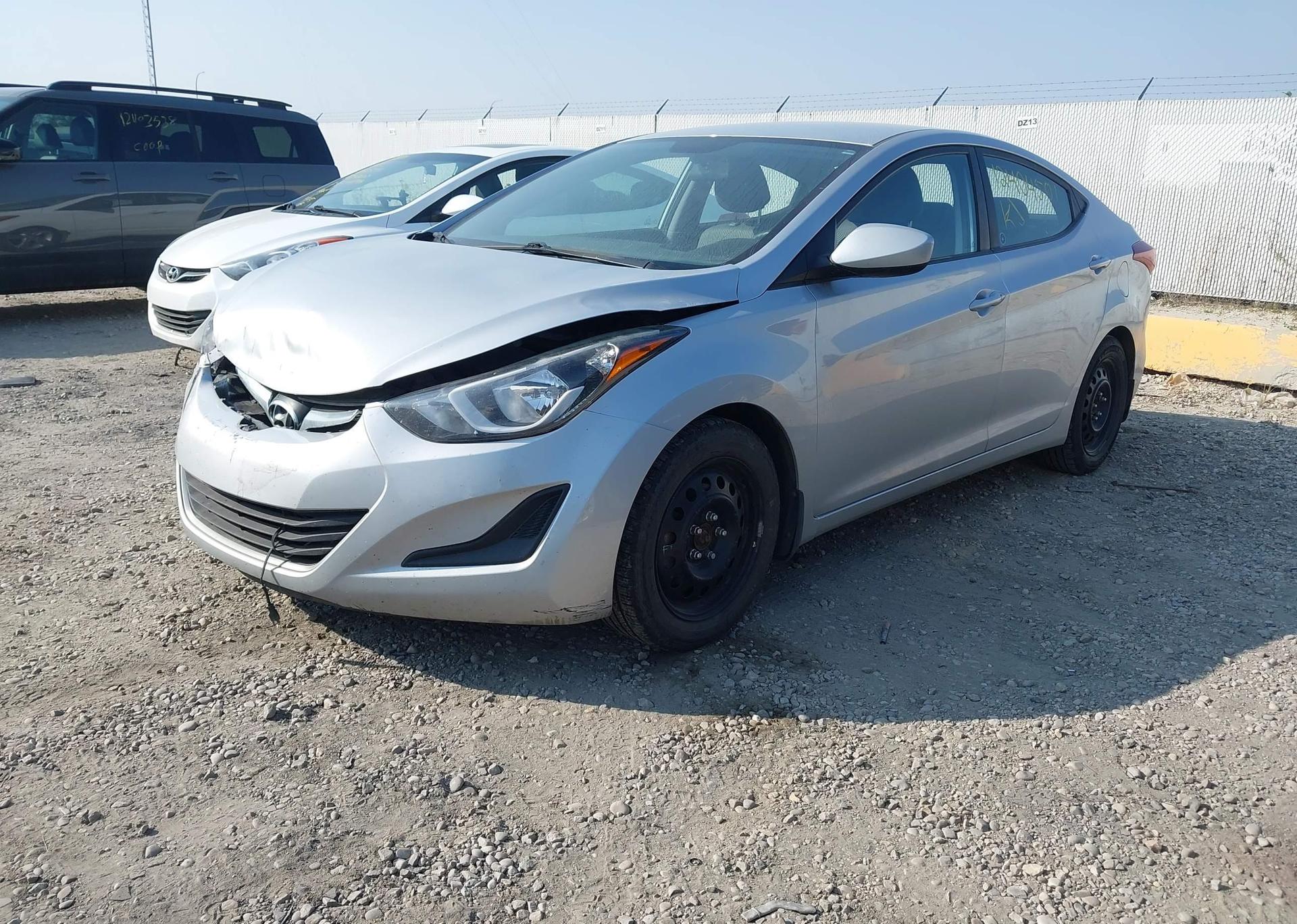 2014 HYUNDAI ELANTRA SE
