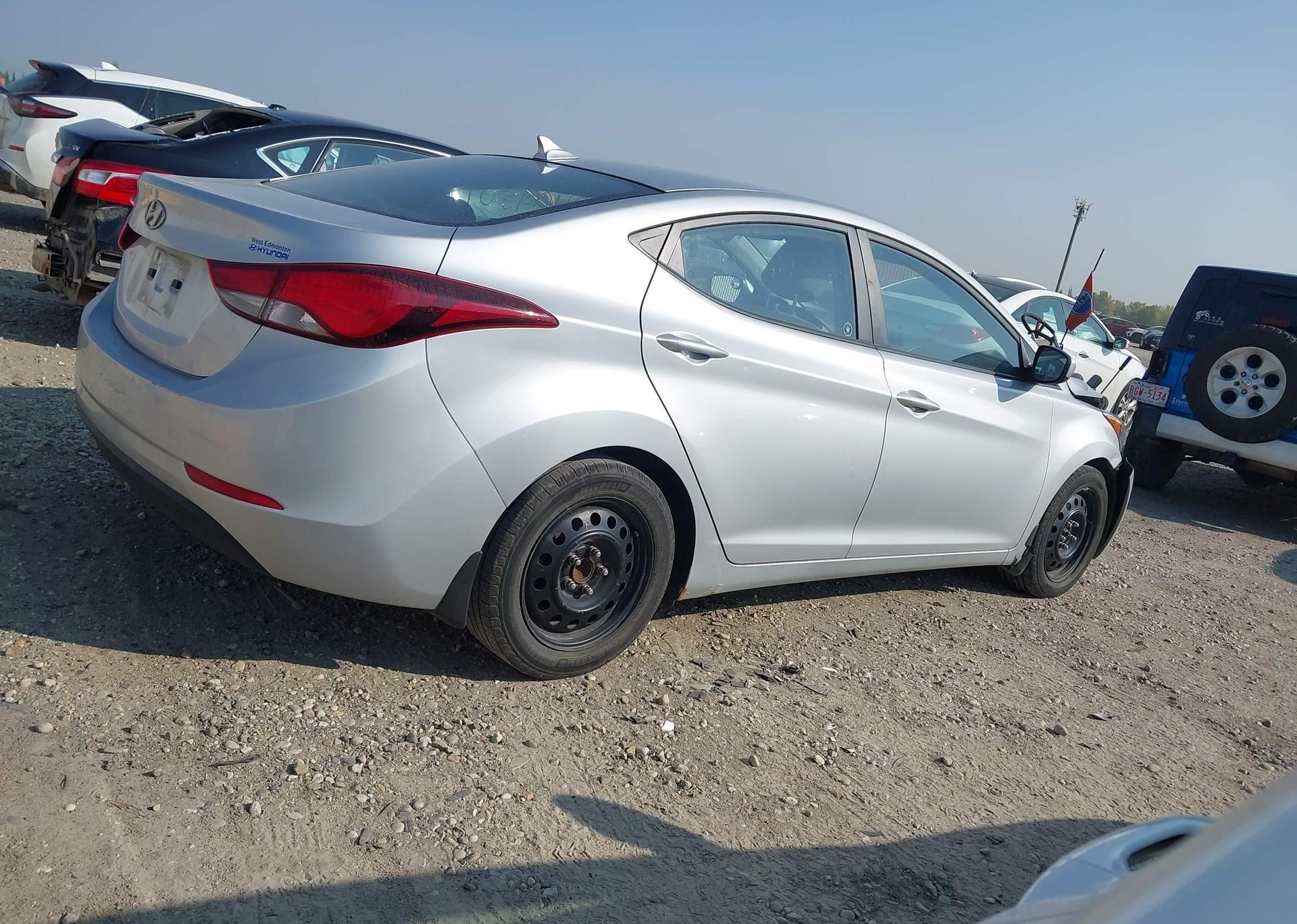 2014 HYUNDAI ELANTRA SE