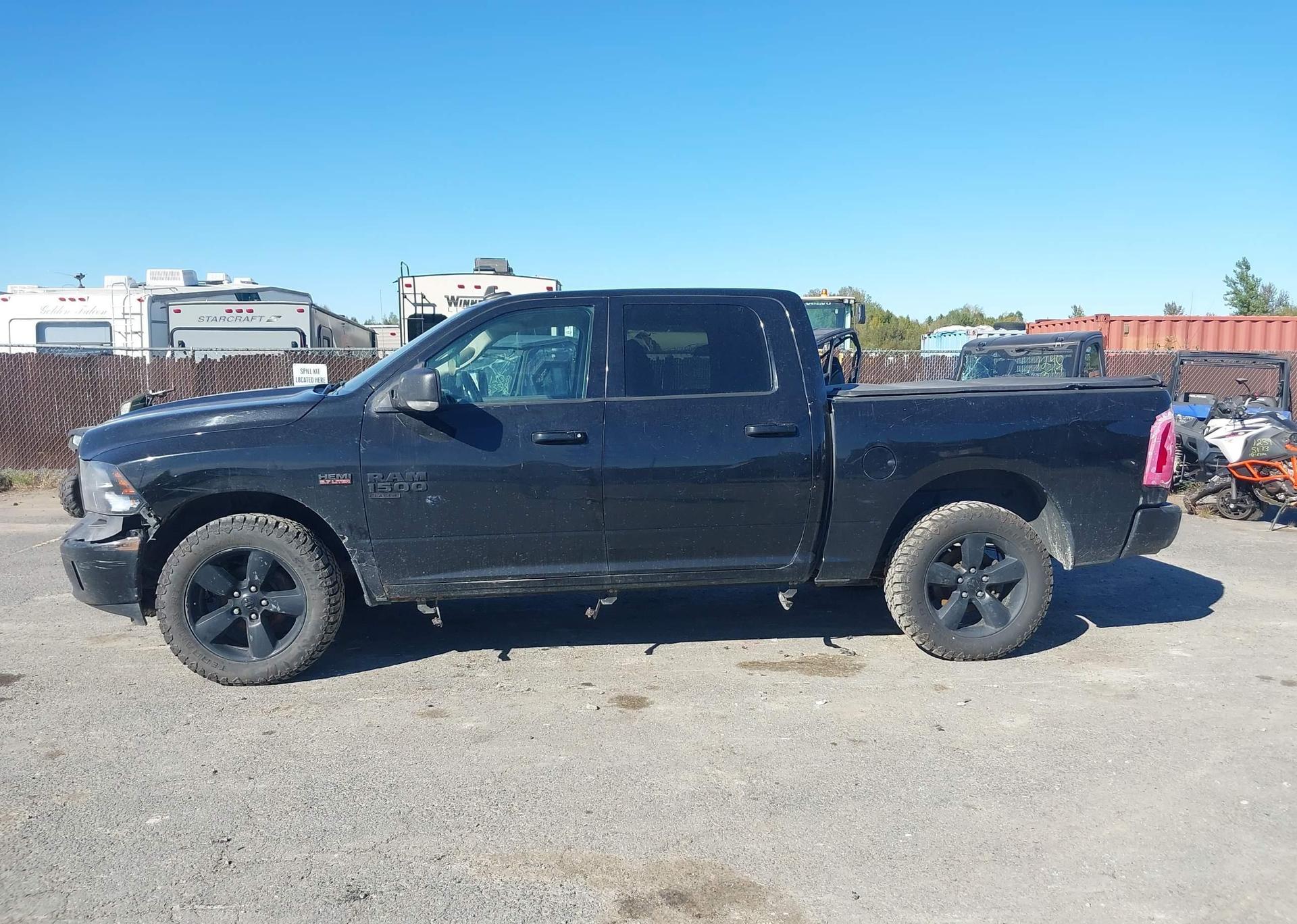 2021 RAM 1500 CLASSIC SLT