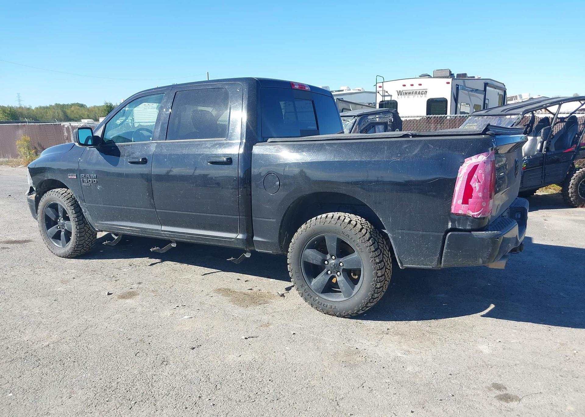 2021 RAM 1500 CLASSIC SLT