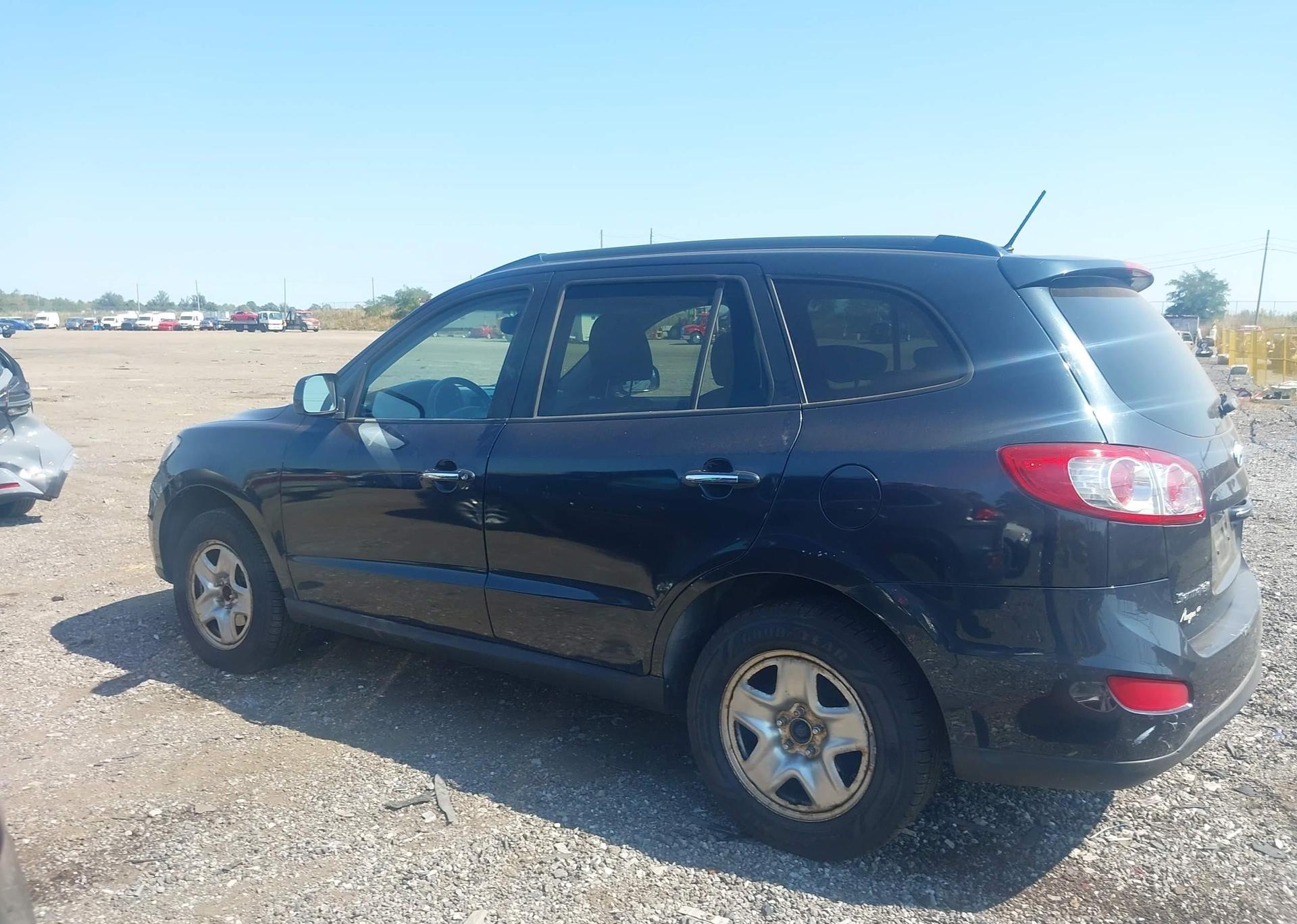 2012 HYUNDAI SANTA FE SE