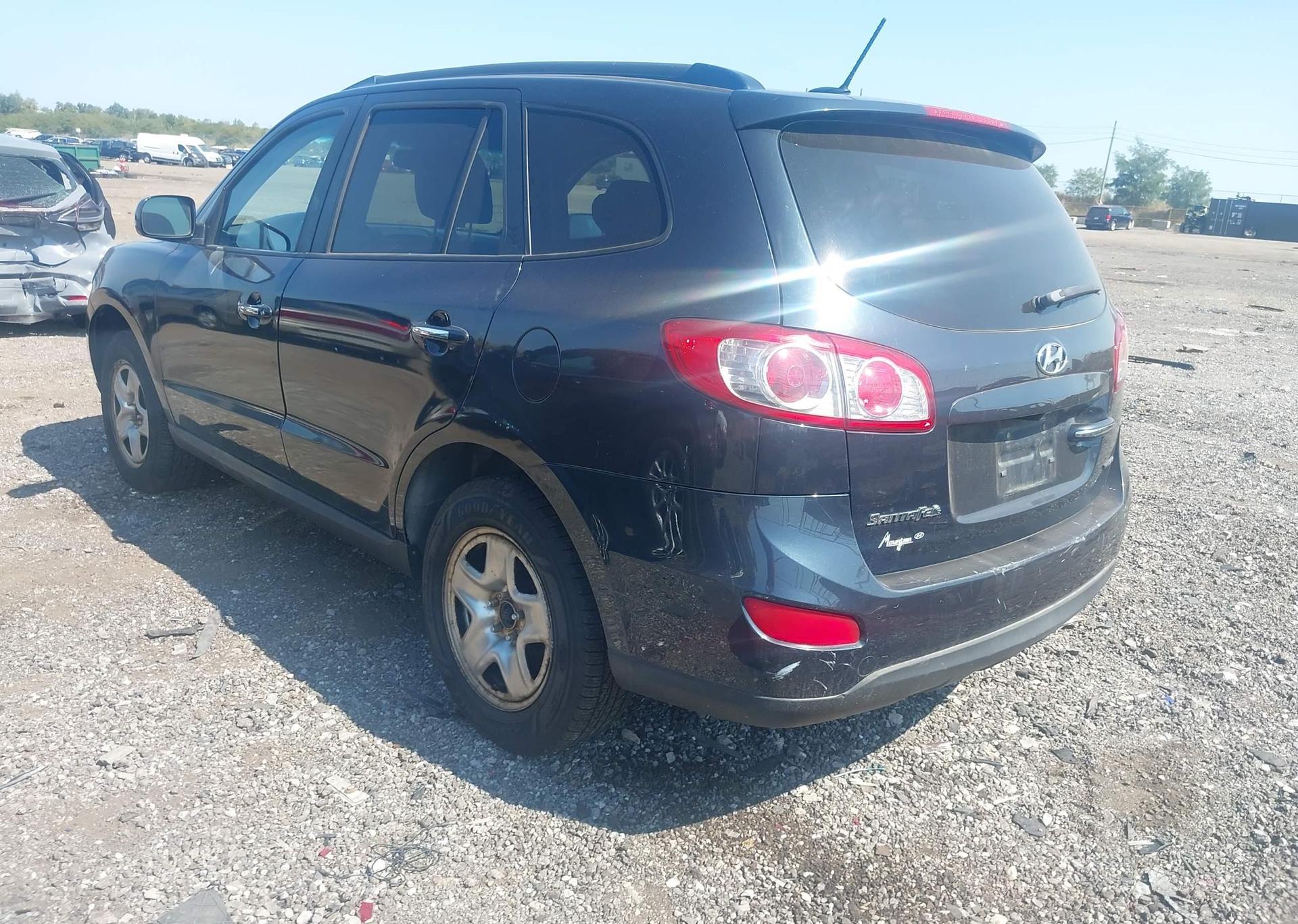 2012 HYUNDAI SANTA FE SE
