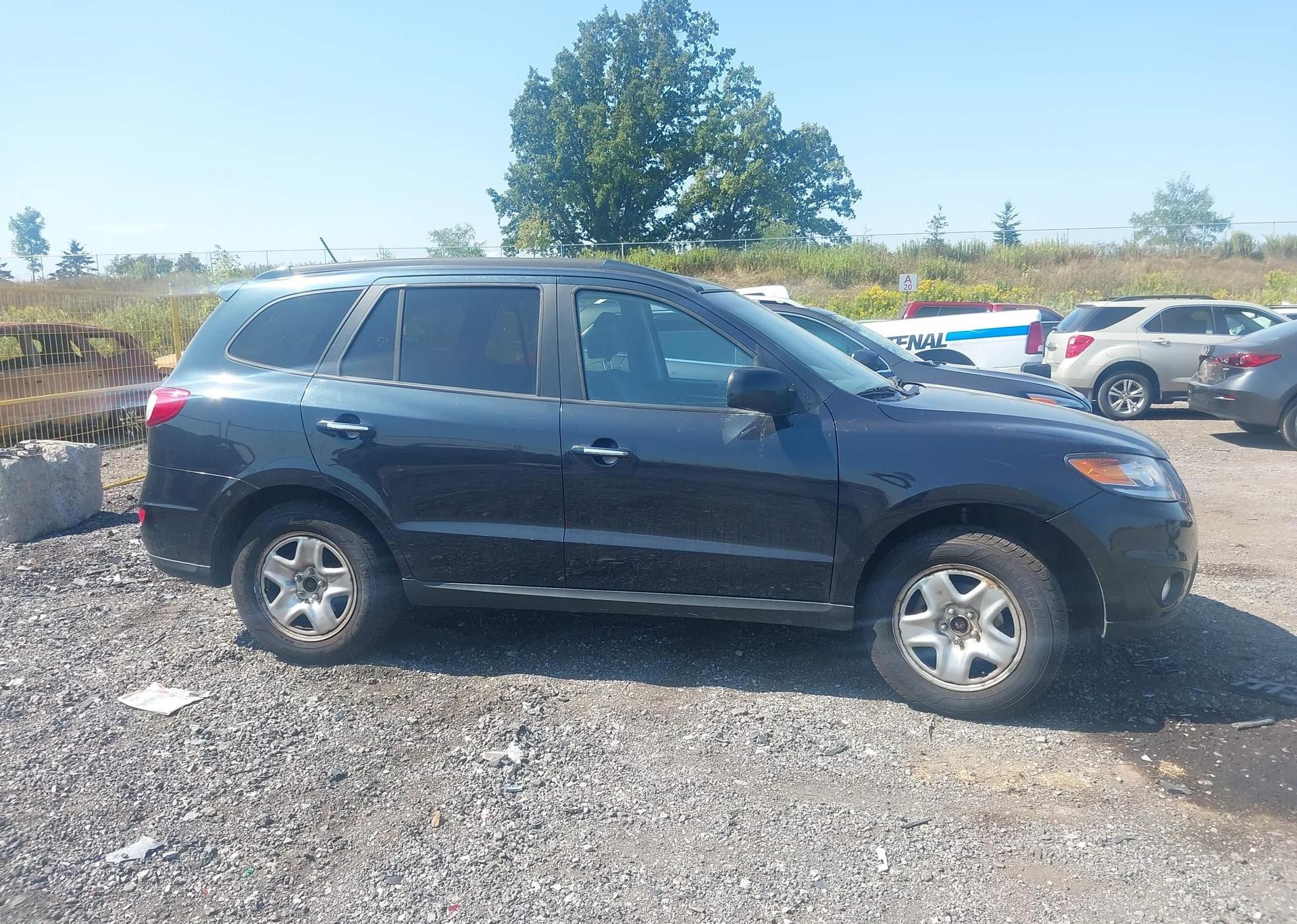 2012 HYUNDAI SANTA FE SE
