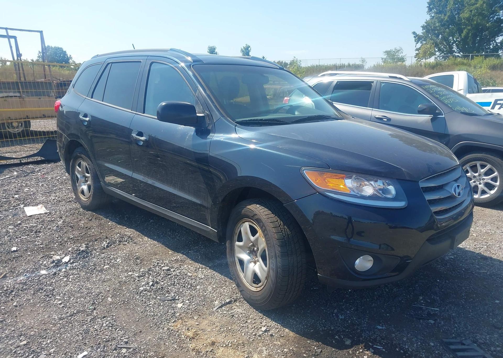 2012 HYUNDAI SANTA FE SE