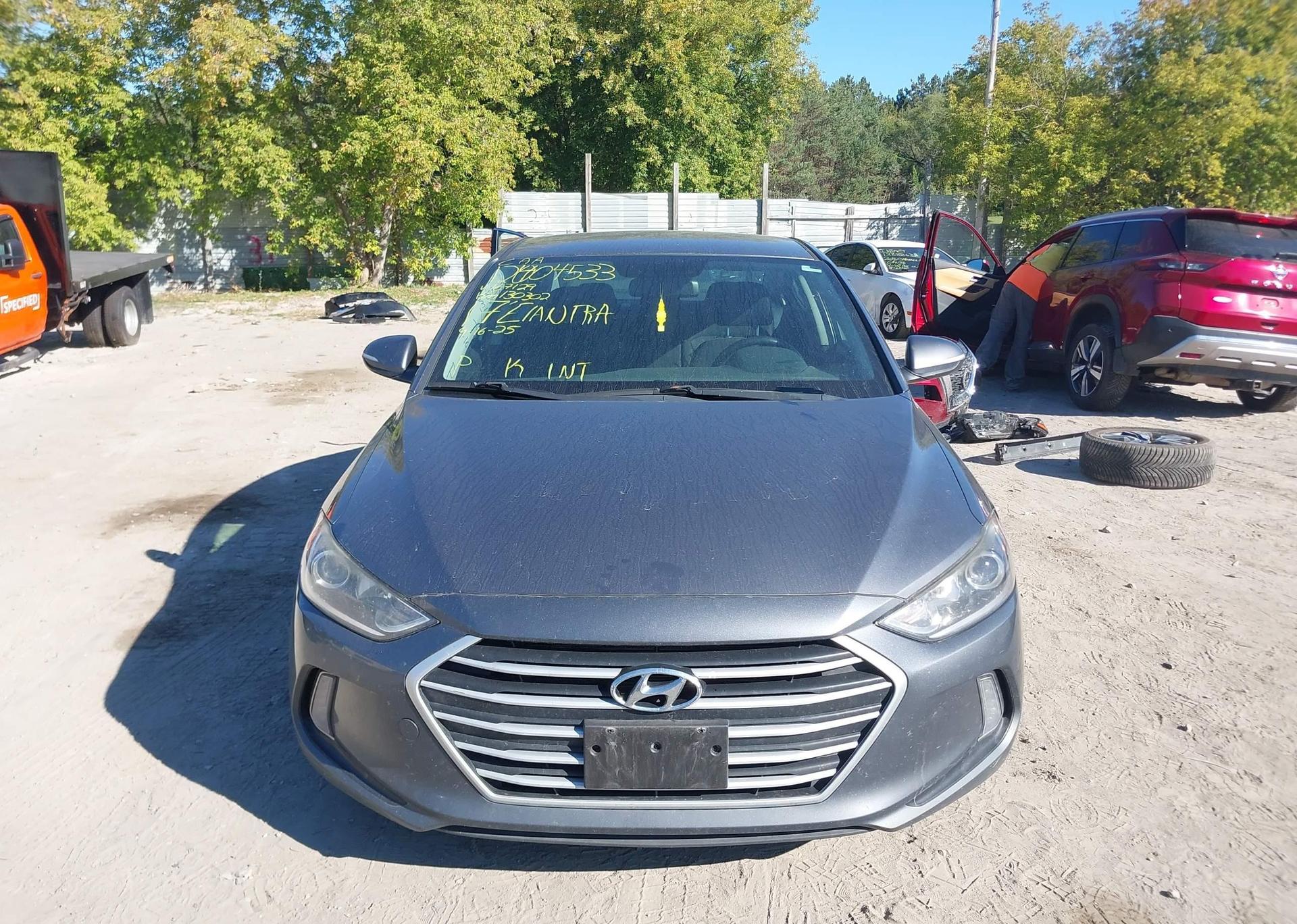 2017 HYUNDAI ELANTRA SE