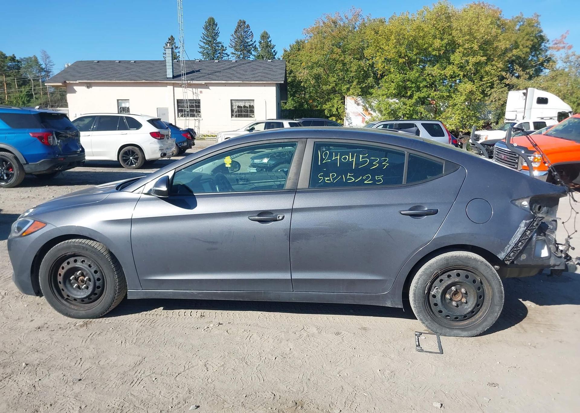 2017 HYUNDAI ELANTRA SE