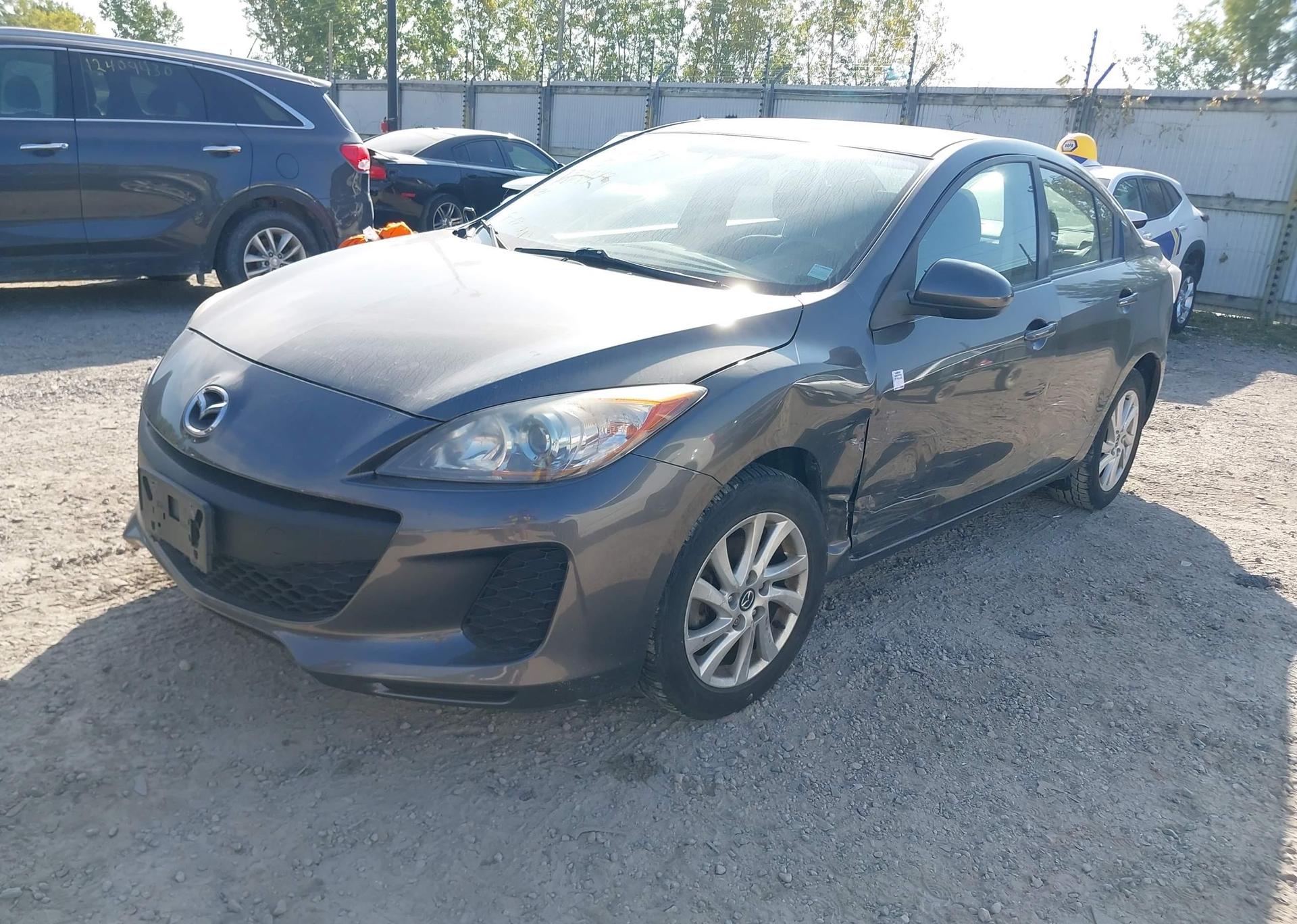 2013 MAZDA 3 I