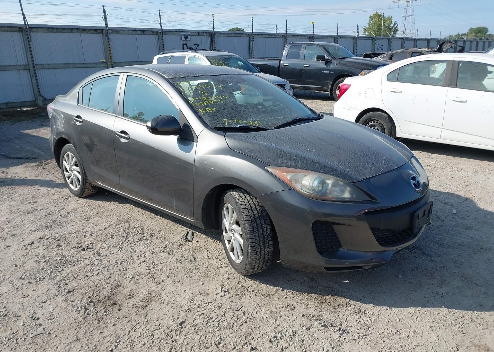 2013 MAZDA 3 I