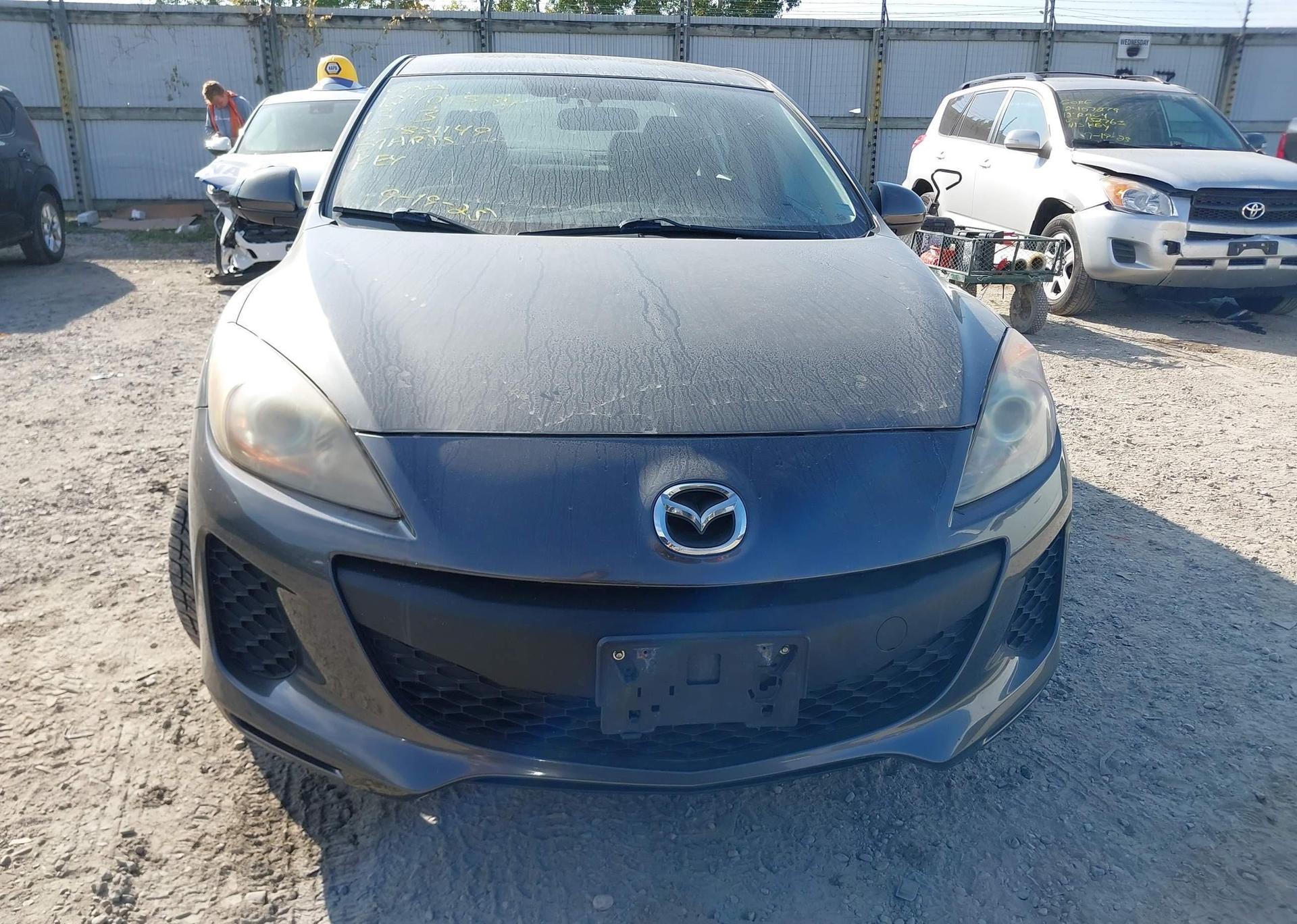 2013 MAZDA 3 I
