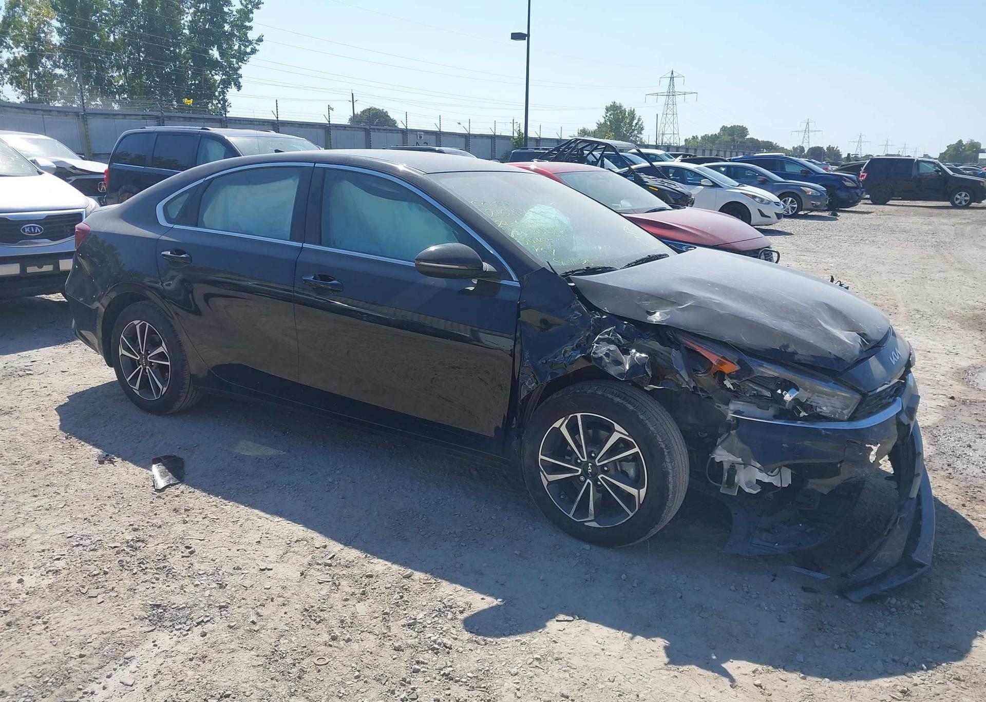 2024 KIA FORTE EX