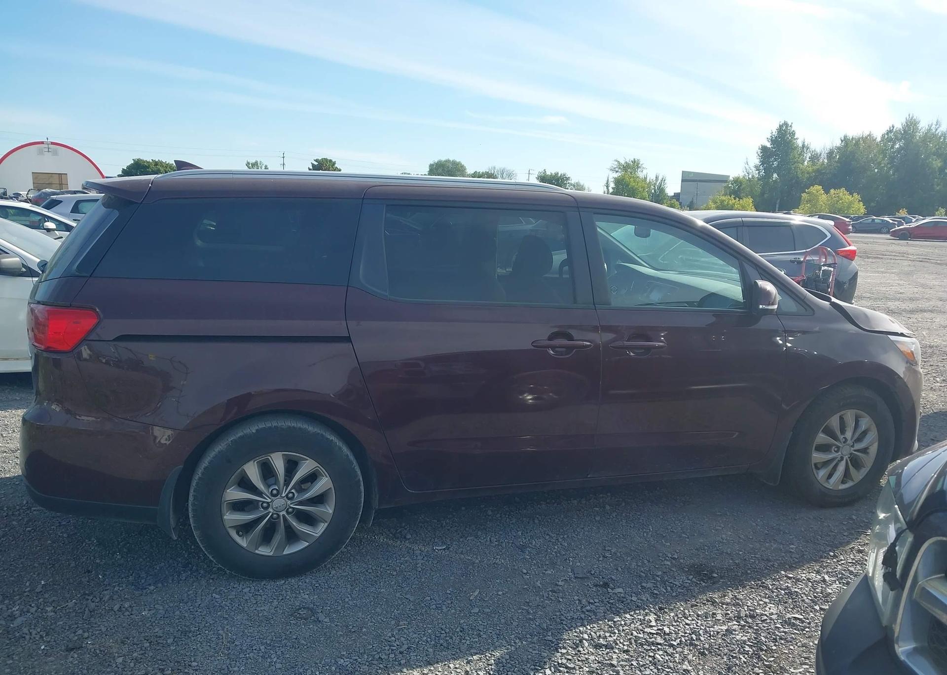 2019 KIA SEDONA LX