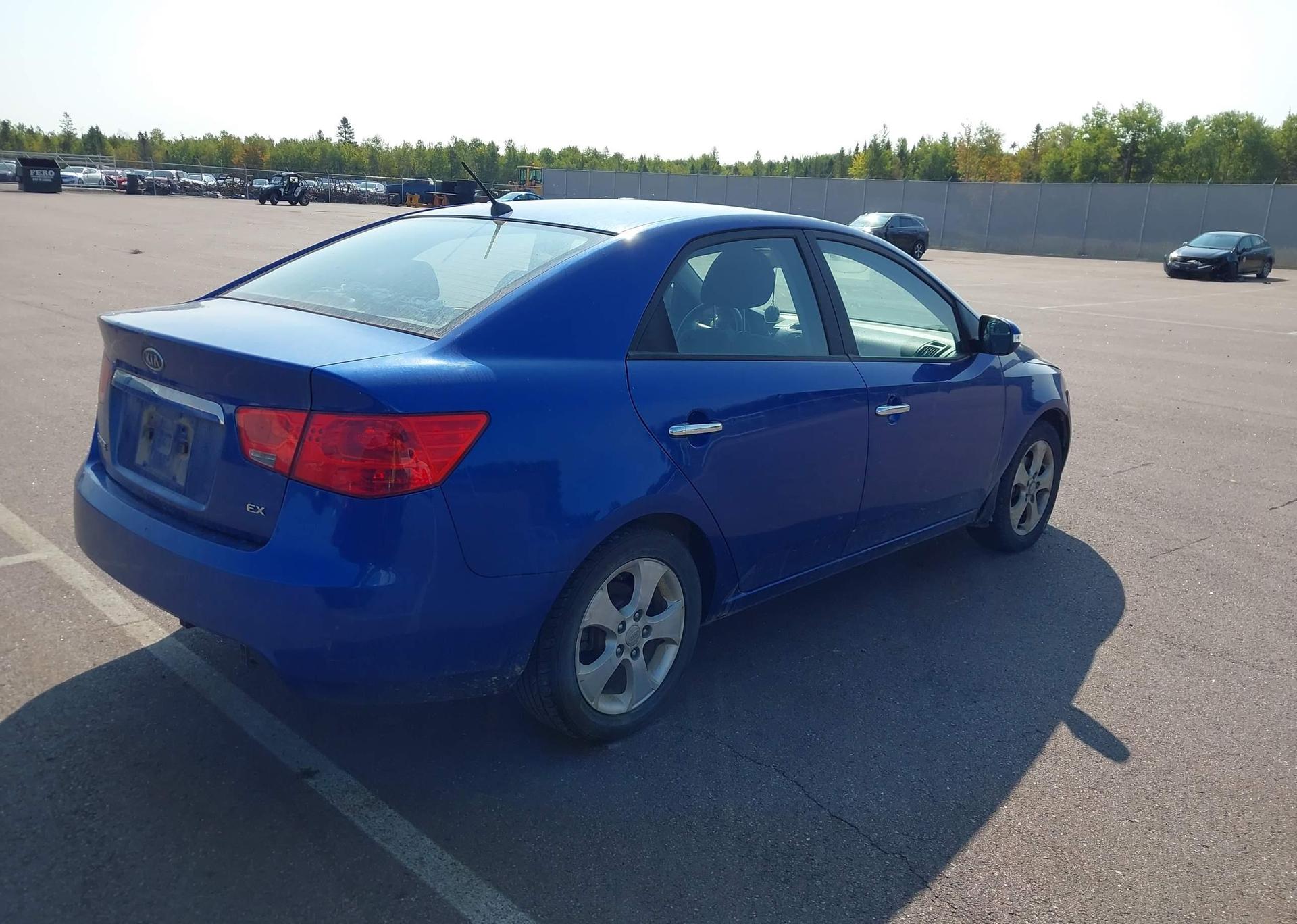 2010 KIA FORTE EX