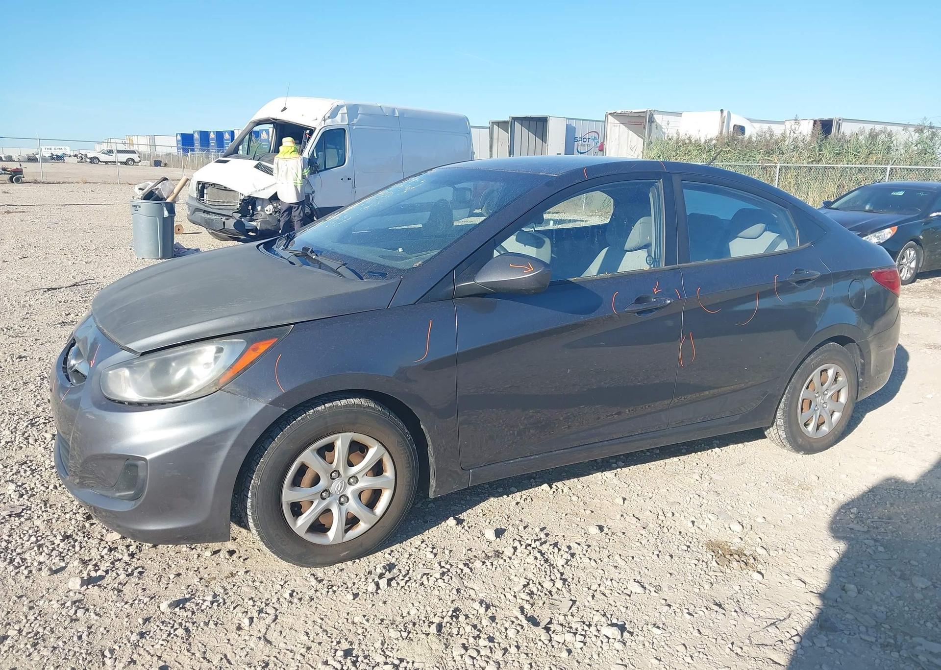 2012 HYUNDAI ACCENT GL