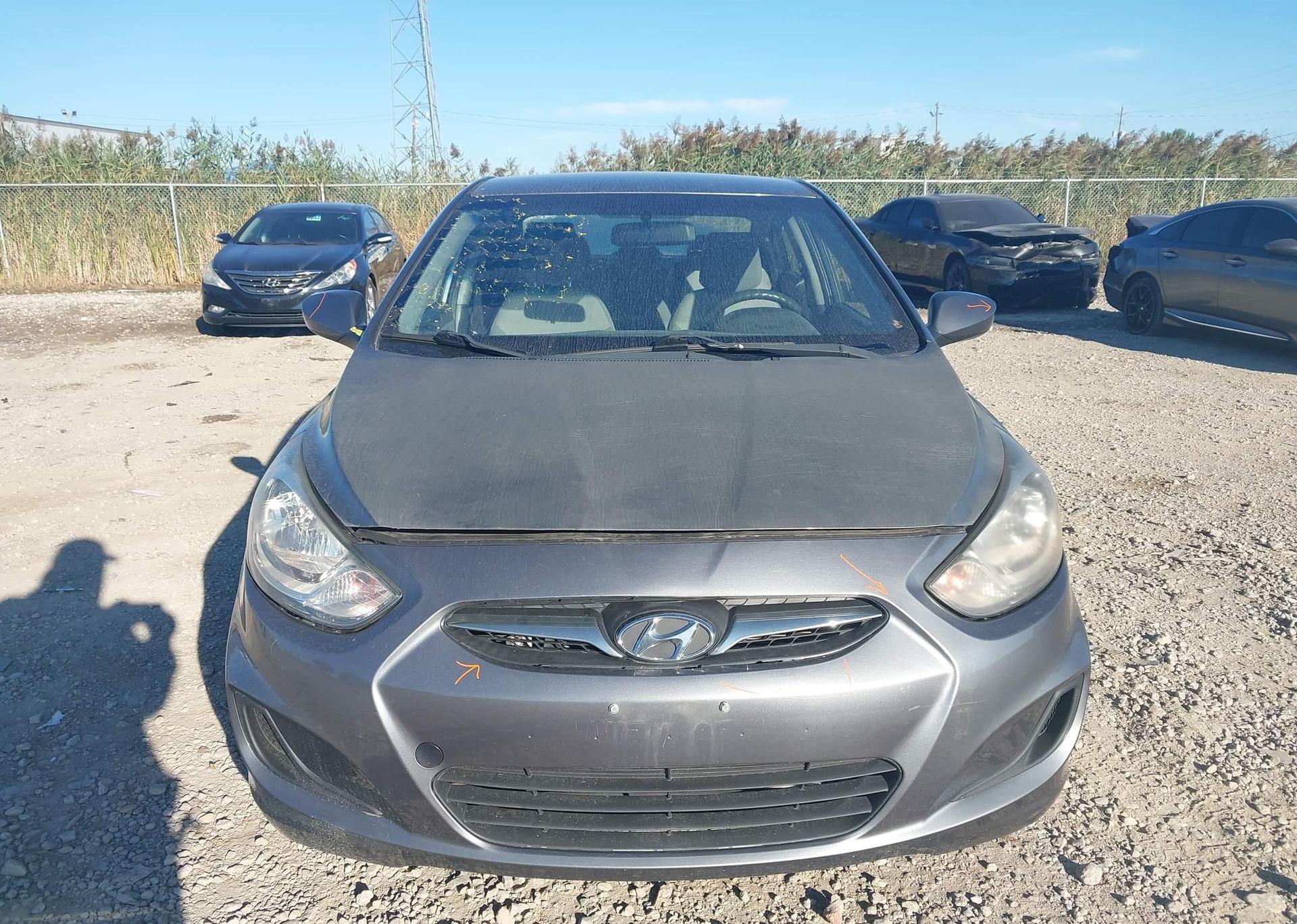 2012 HYUNDAI ACCENT GL