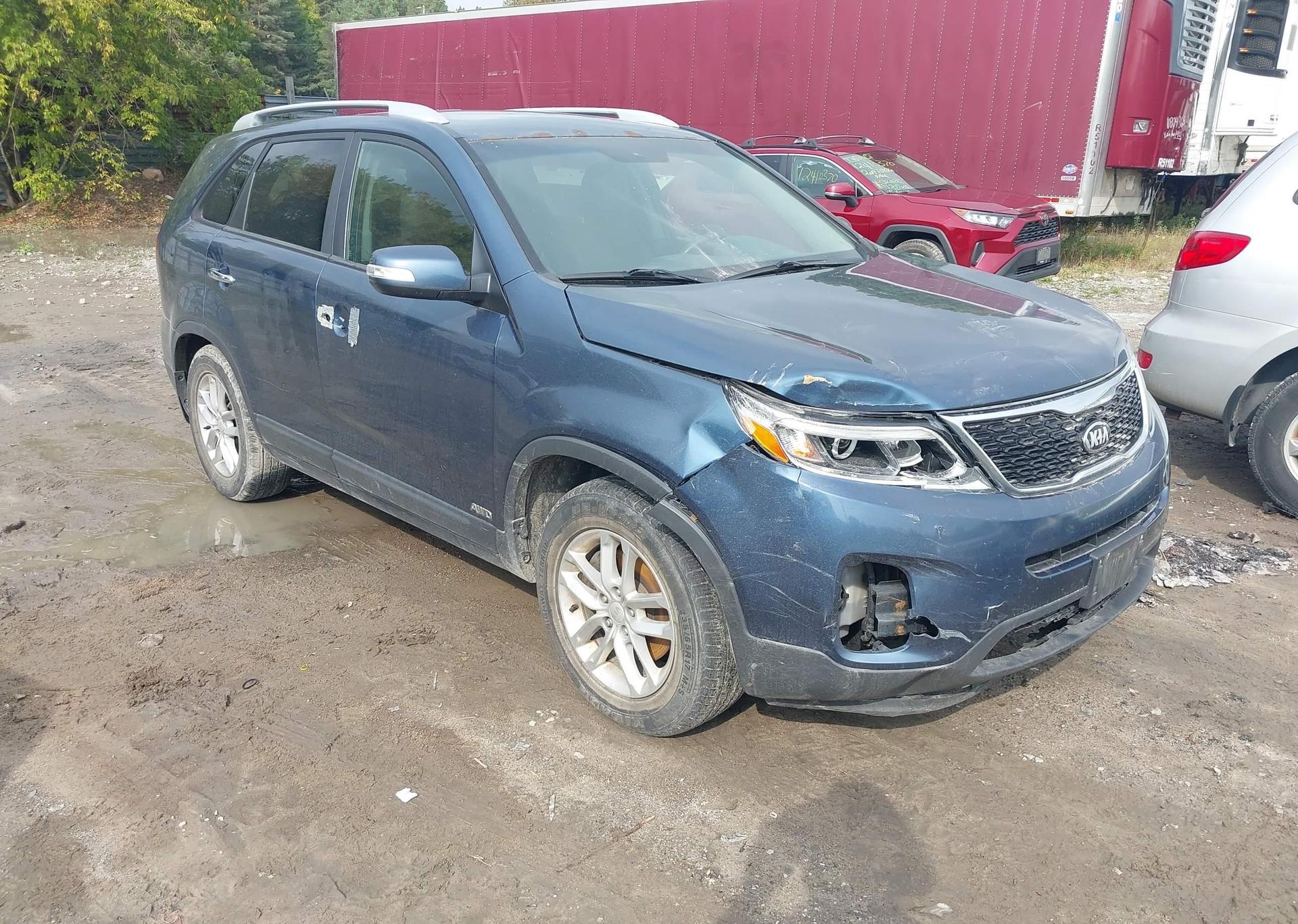 2014 KIA SORENTO LX