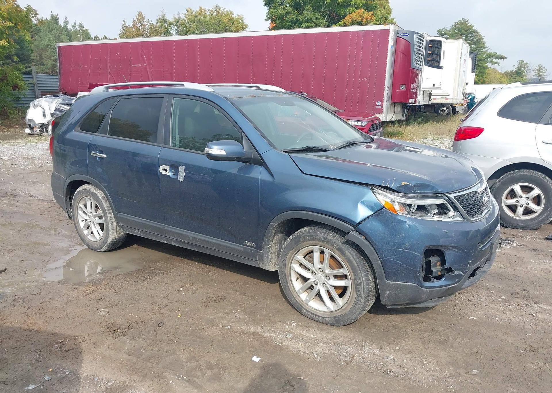 2014 KIA SORENTO LX