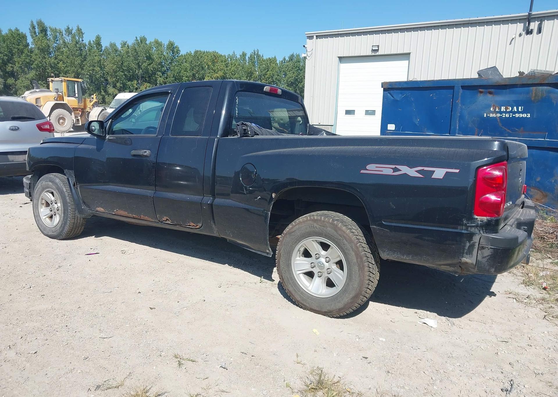 2008 DODGE DAKOTA SXT