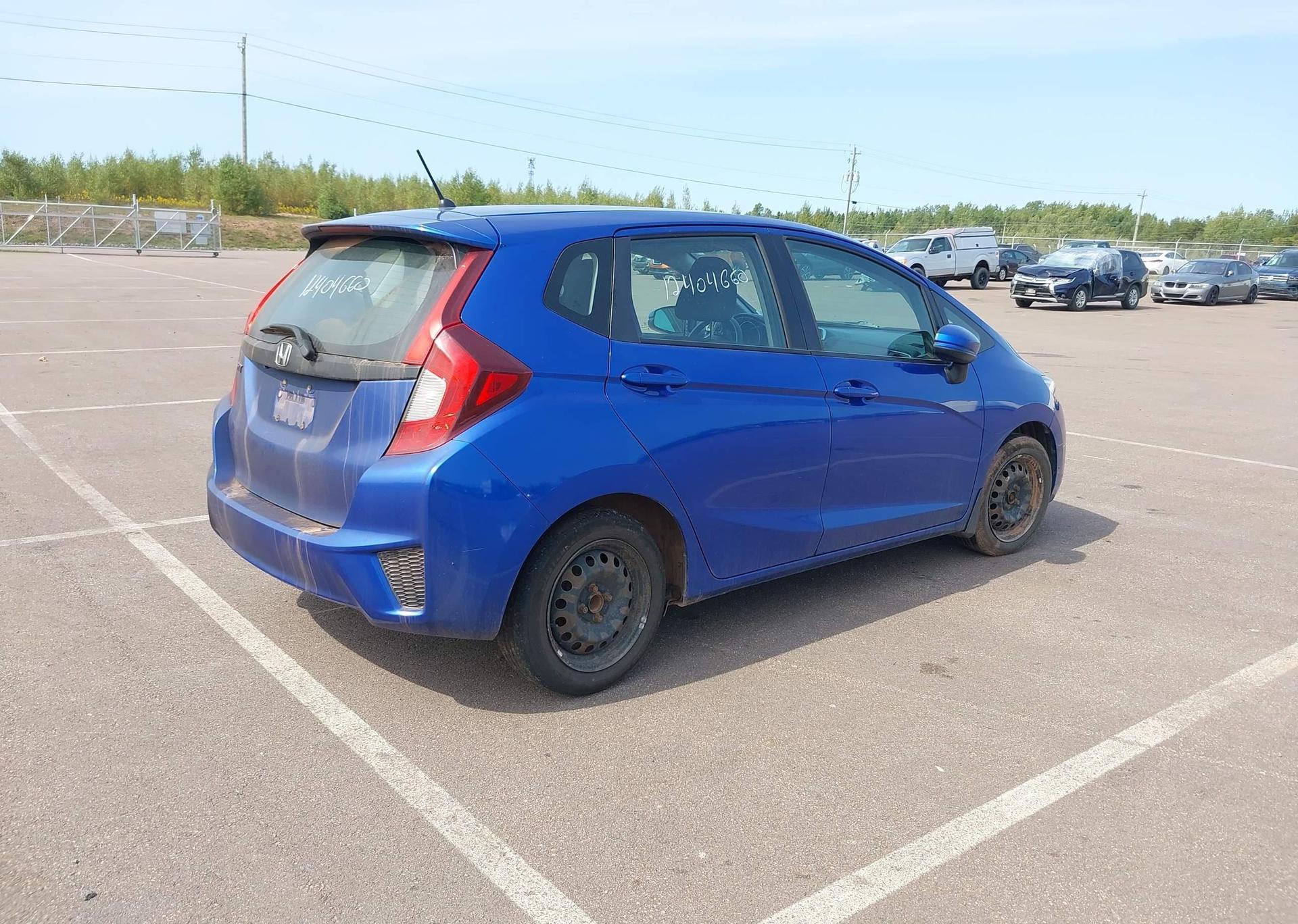 2015 HONDA FIT LX