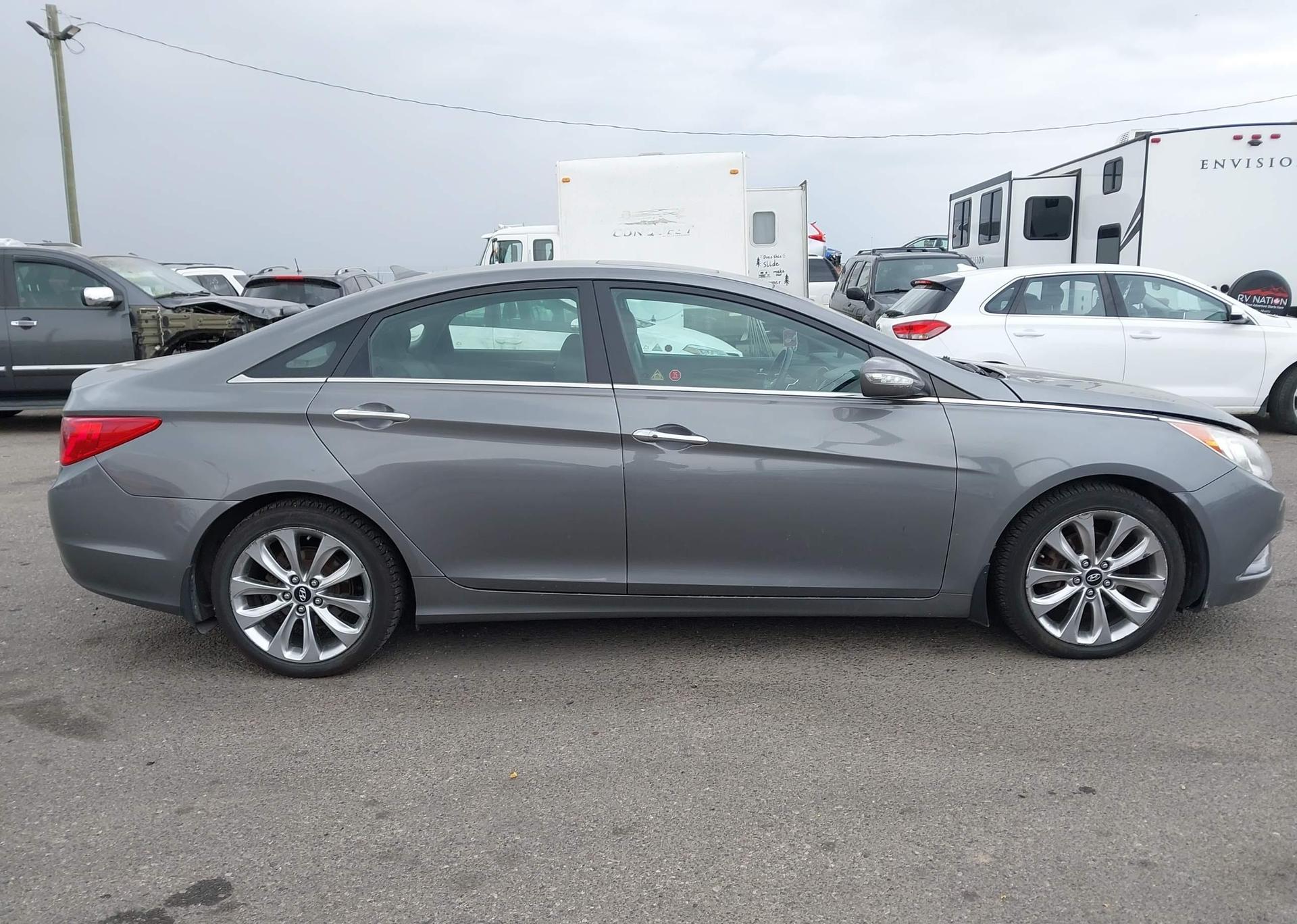 2011 HYUNDAI SONATA 2.0T LIMITED