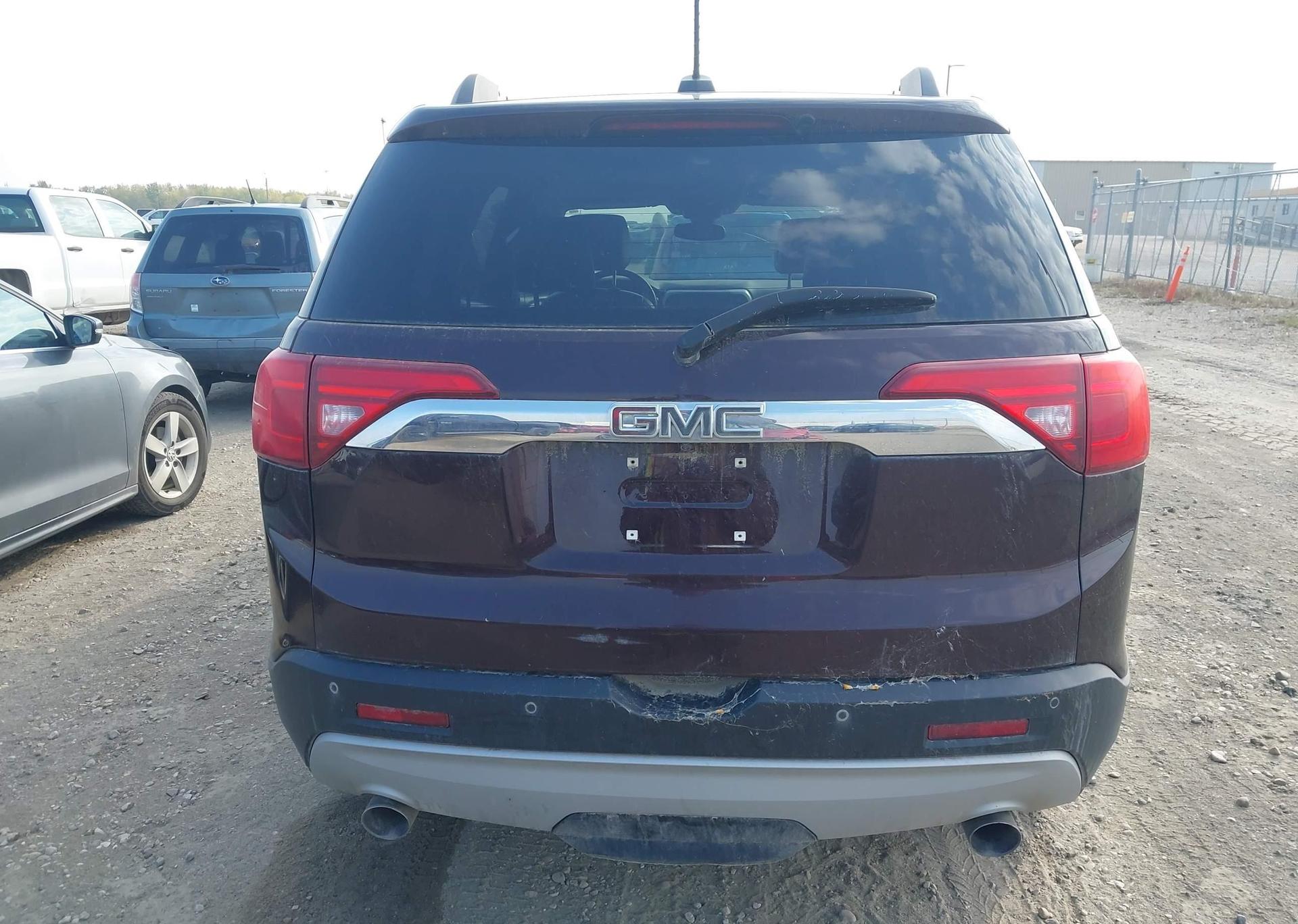 2017 GMC ACADIA SLT-2