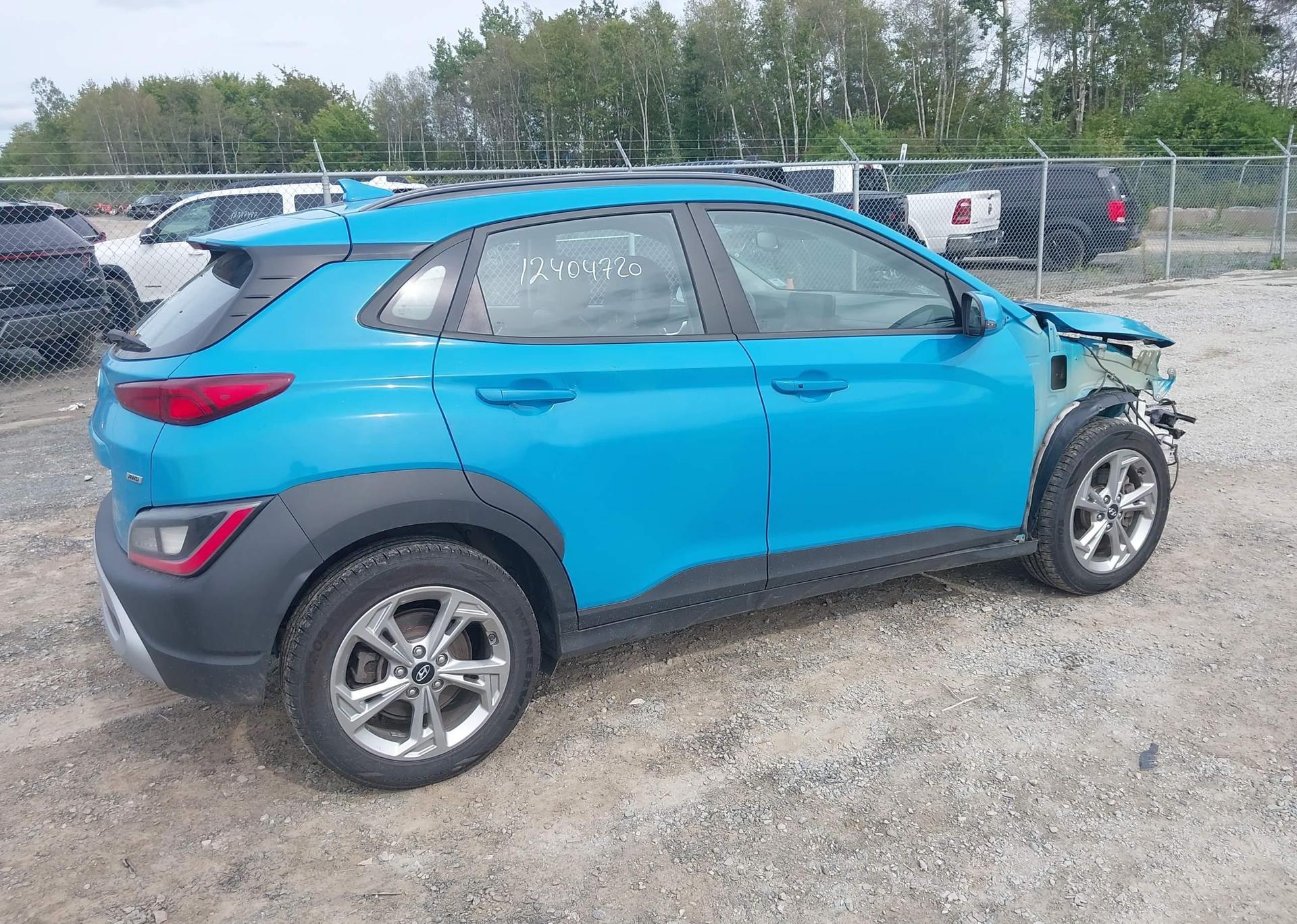 2022 HYUNDAI KONA PREFERRED AWD WITH SUN AND LEATHER PACKAGE