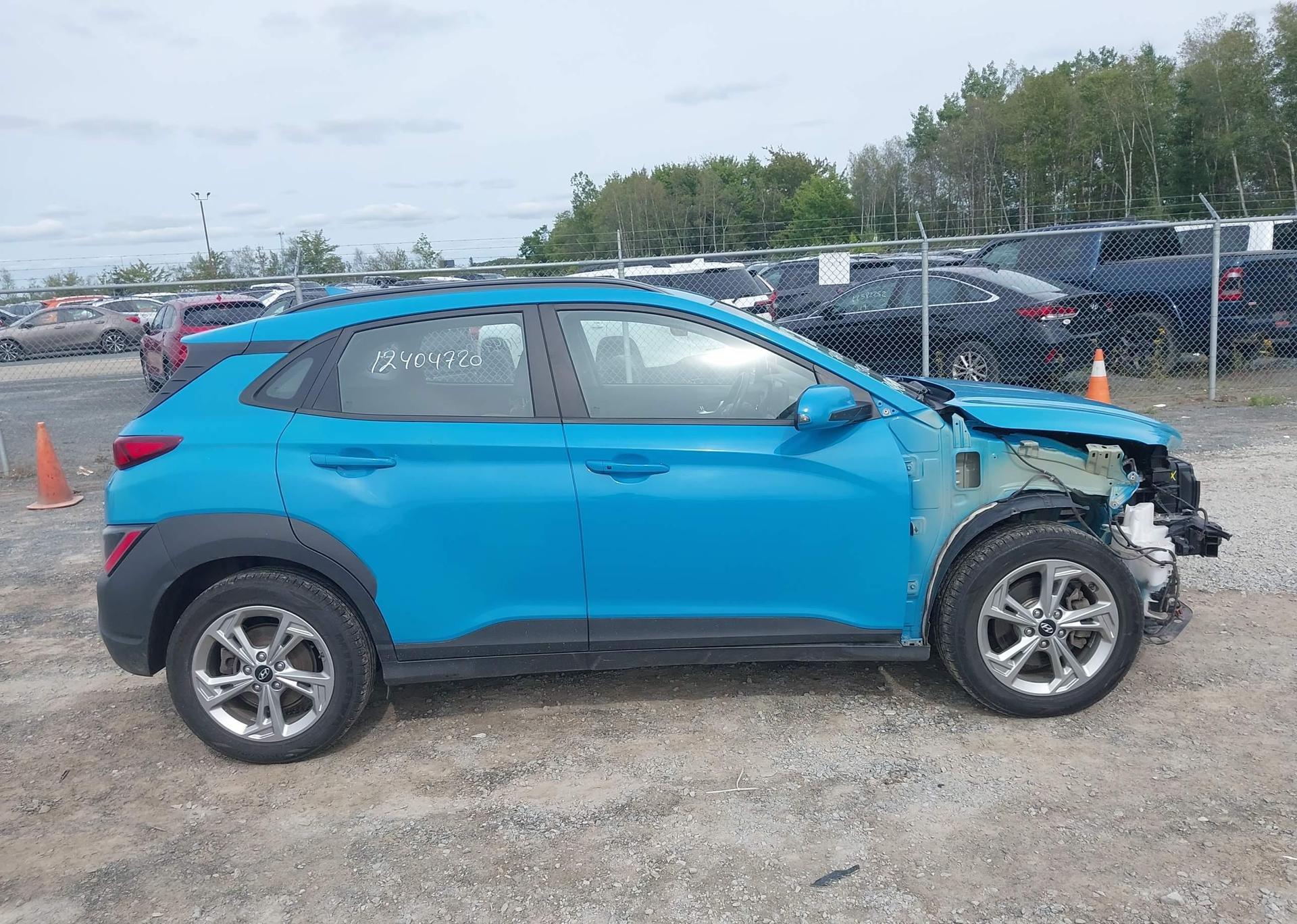 2022 HYUNDAI KONA PREFERRED AWD WITH SUN AND LEATHER PACKAGE