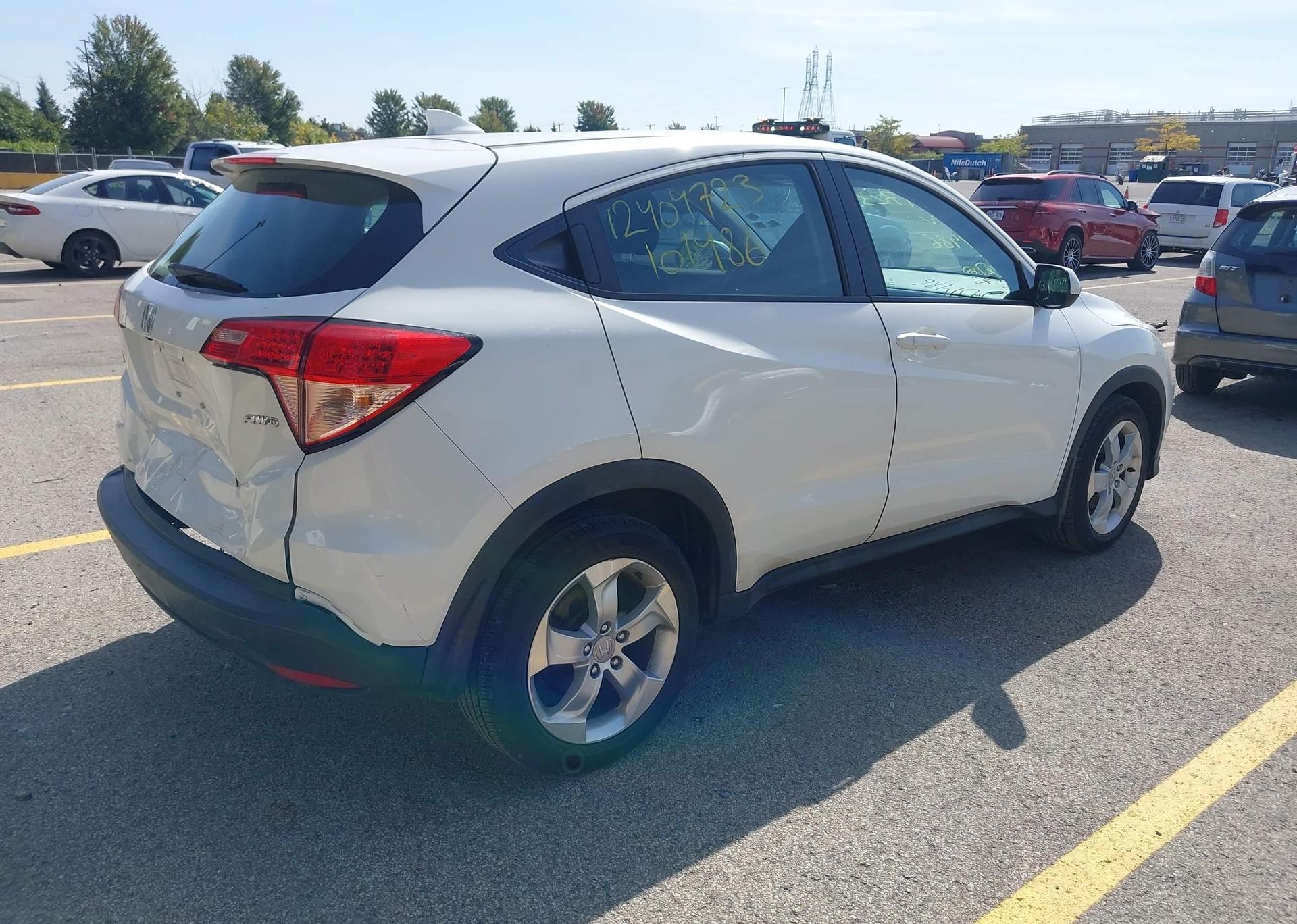 2016 HONDA HR-V LX