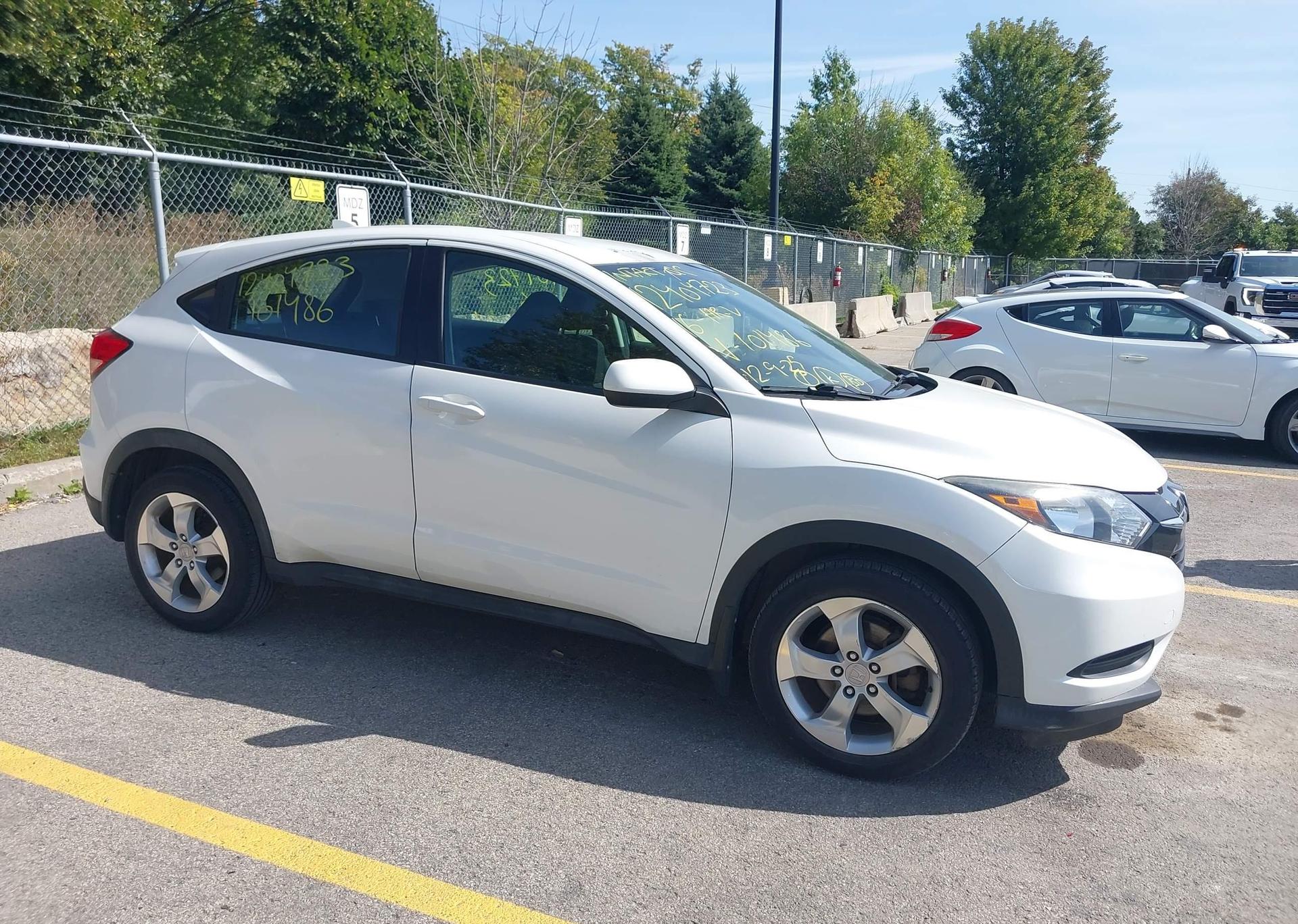 2016 HONDA HR-V LX