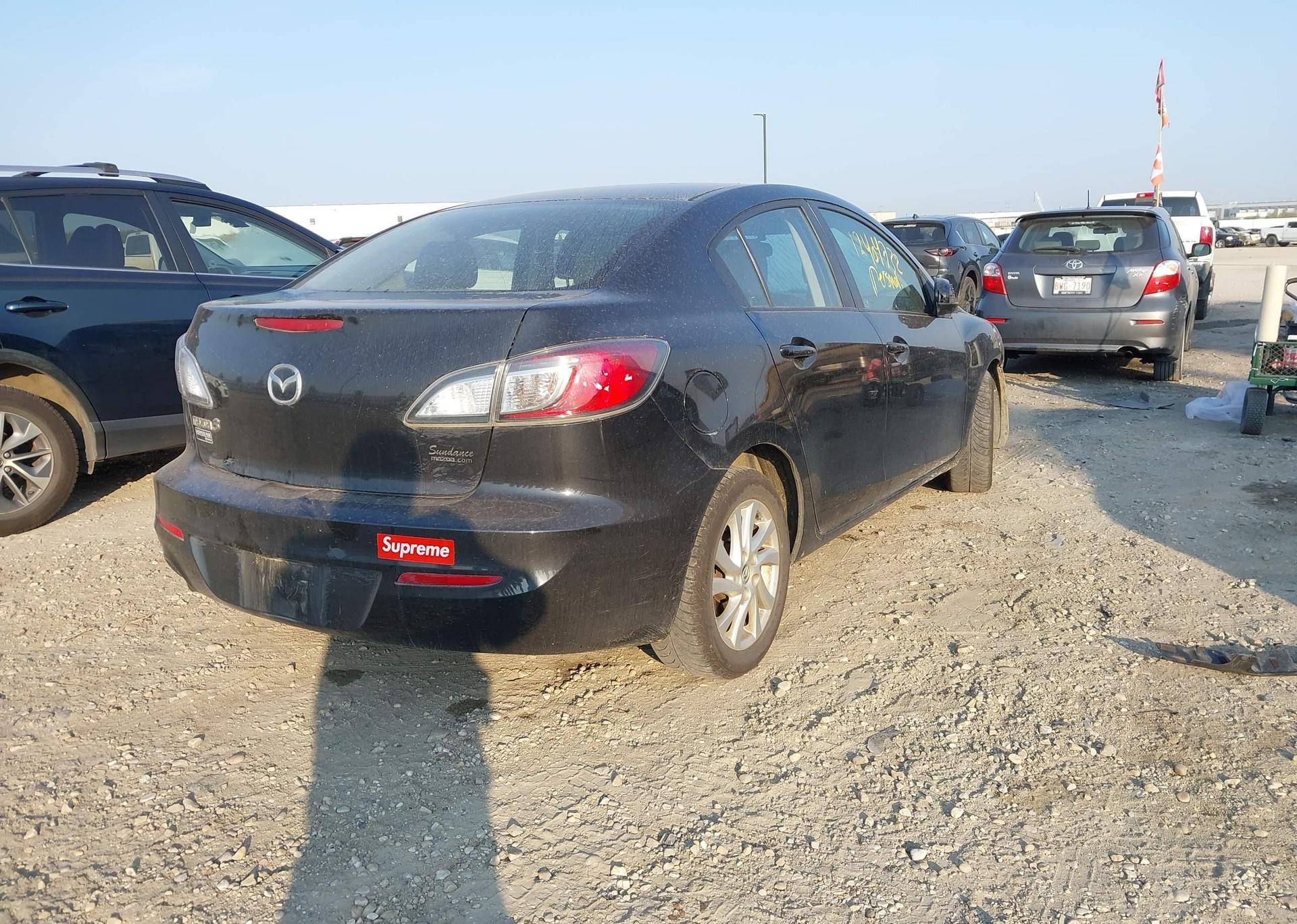 2013 MAZDA 3 I