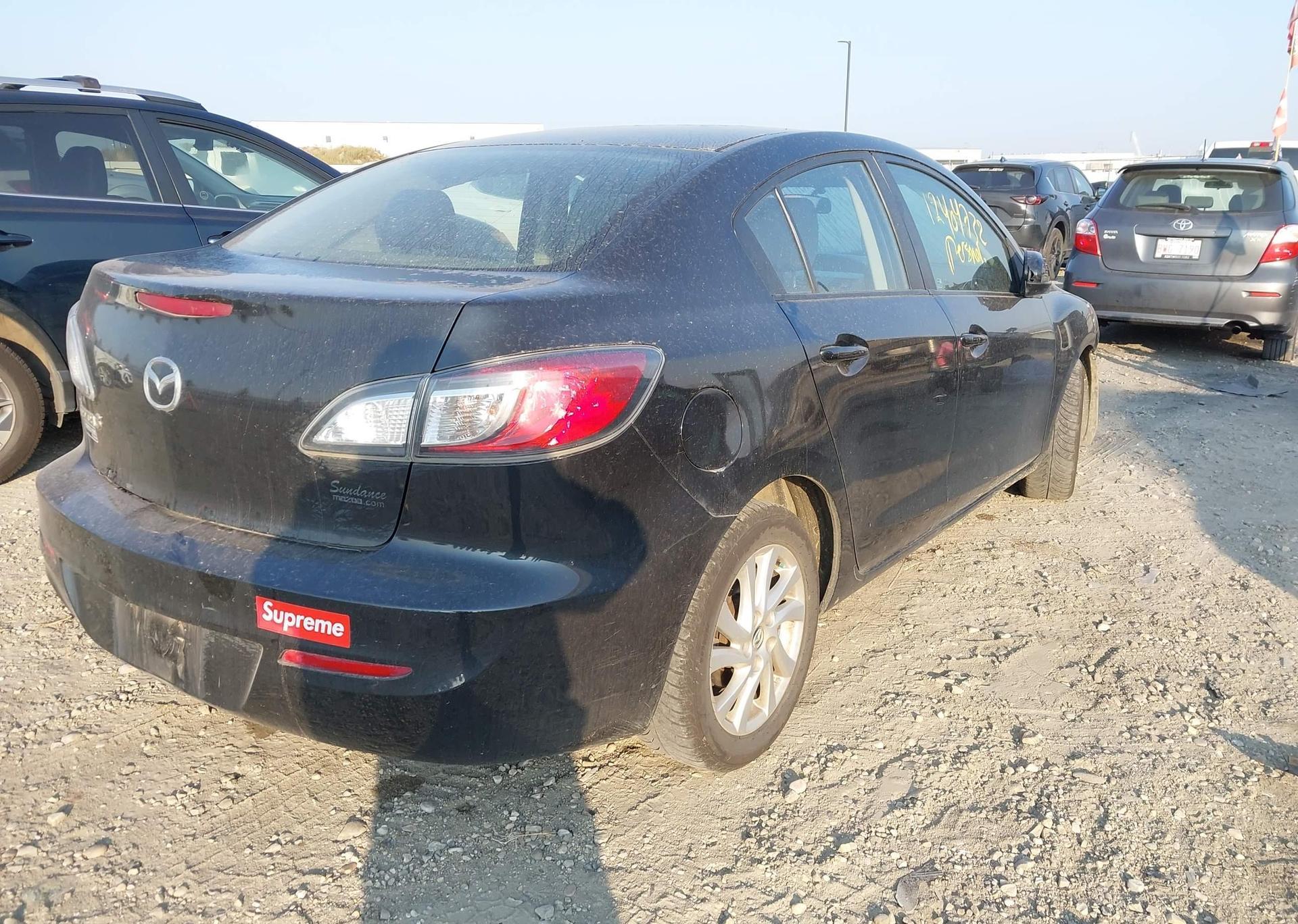 2013 MAZDA 3 I
